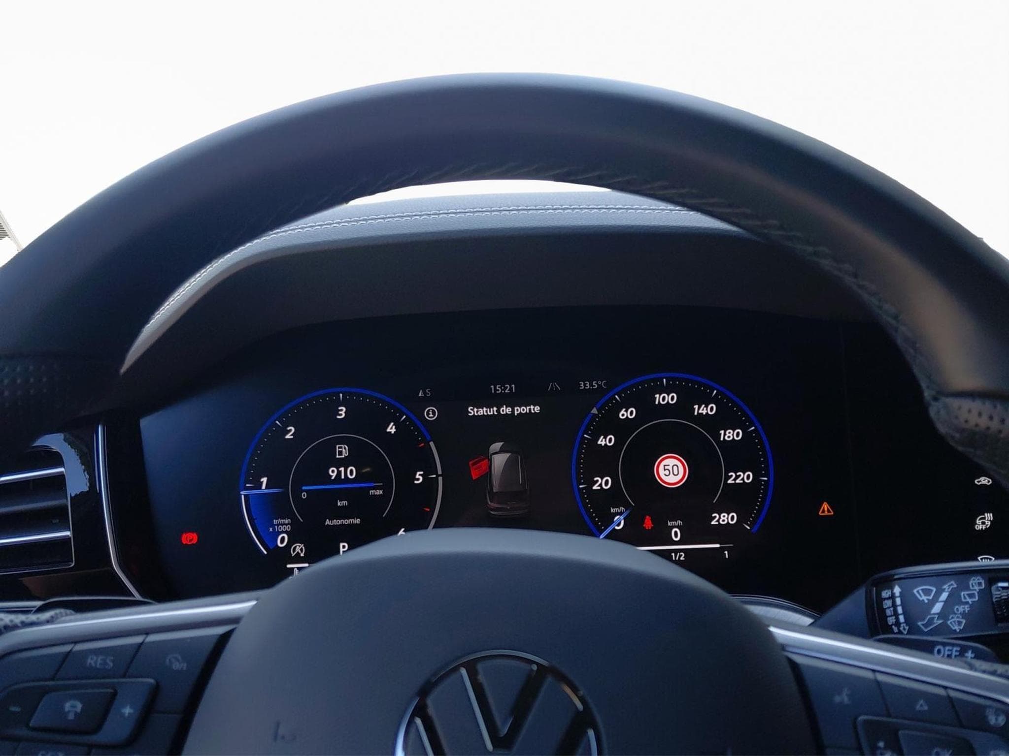 VW Touareg R-Line FINAL EDITION (2026) - Photo 13