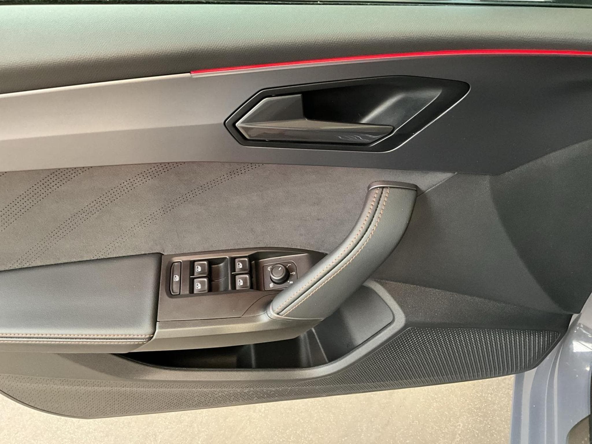 Cupra Leon DSG+Dinamica+Pure-Perf.+Int.-Drive (2025) - Photo 14