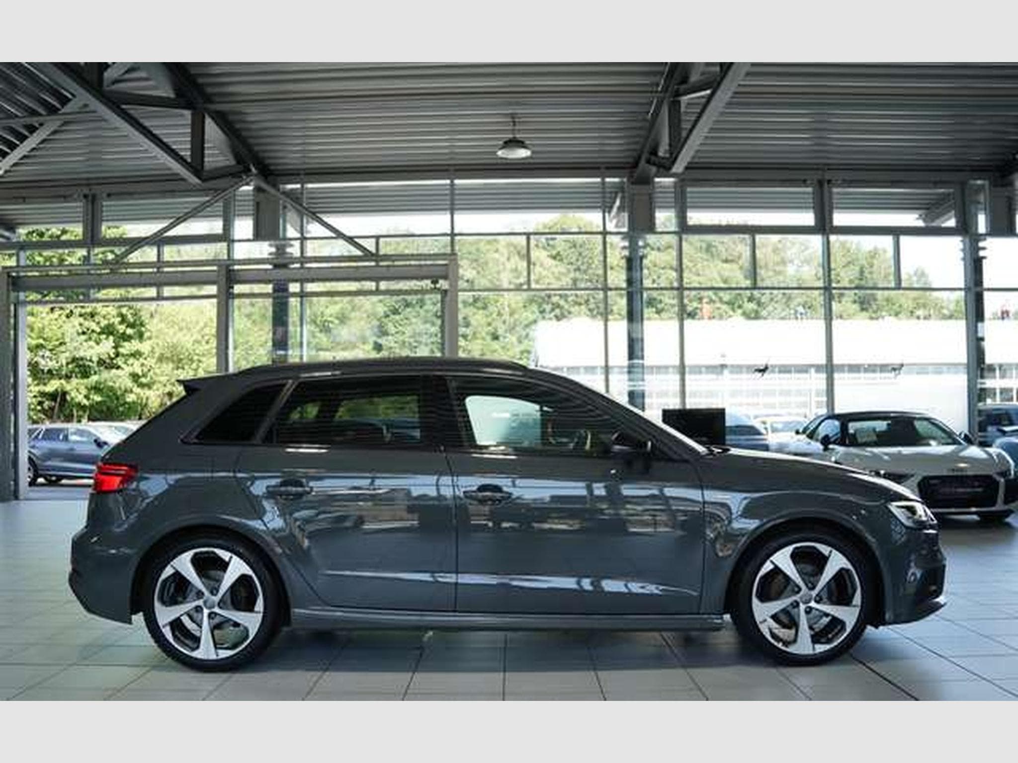 Audi A3 Sportback S line *18 *Matrix *MMI *SHZ * (2017) - Photo 6