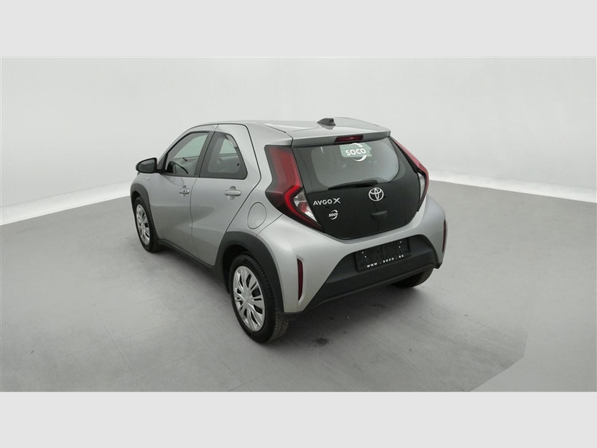 Toyota Aygo 1.0i VVT-i X play (2023) - Photo 2