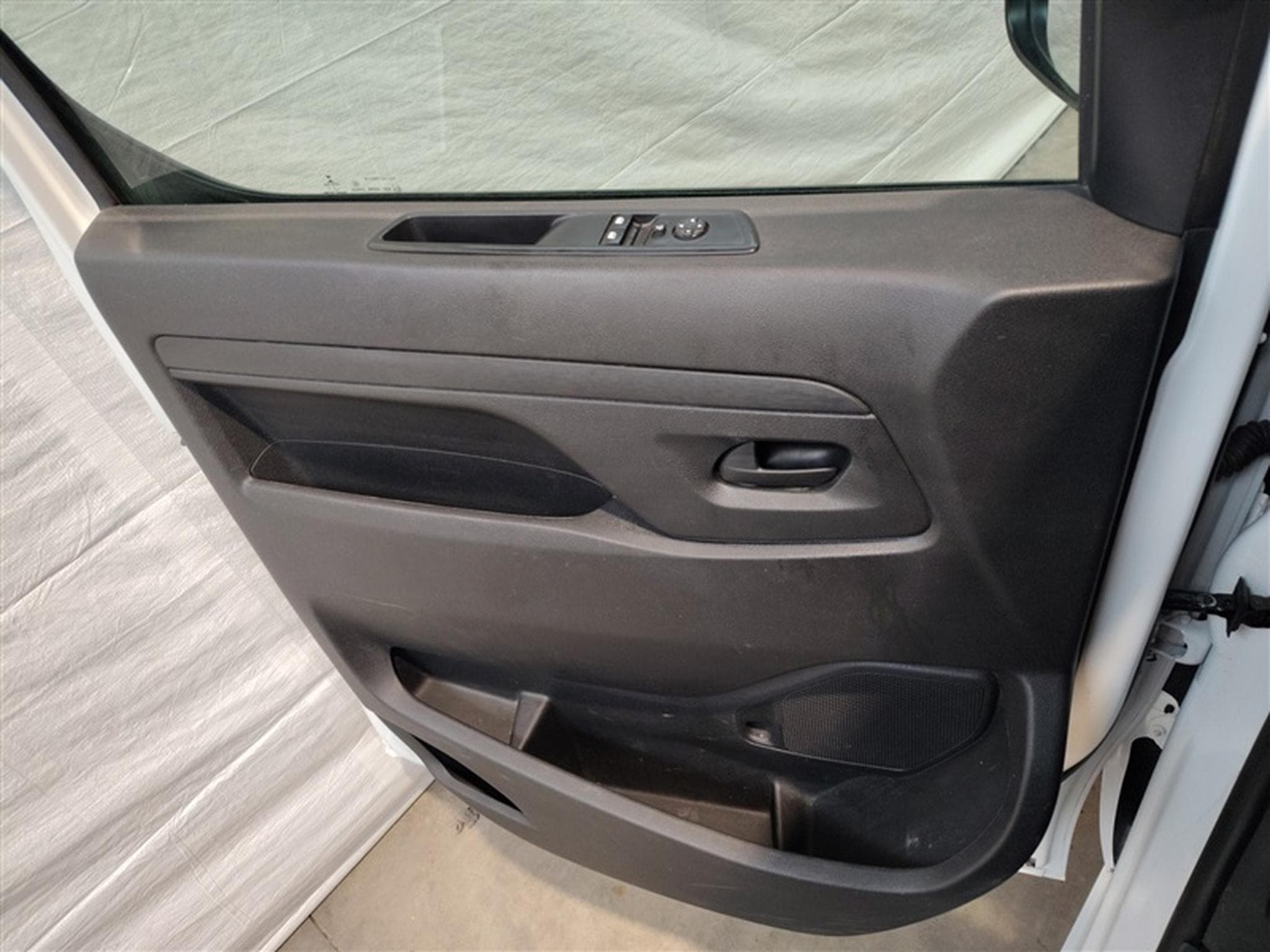 Fiat Scudo 2.0 Multijet 145cv AUTO L 3pl. NAVI / CAMERA (2023) - Photo 15