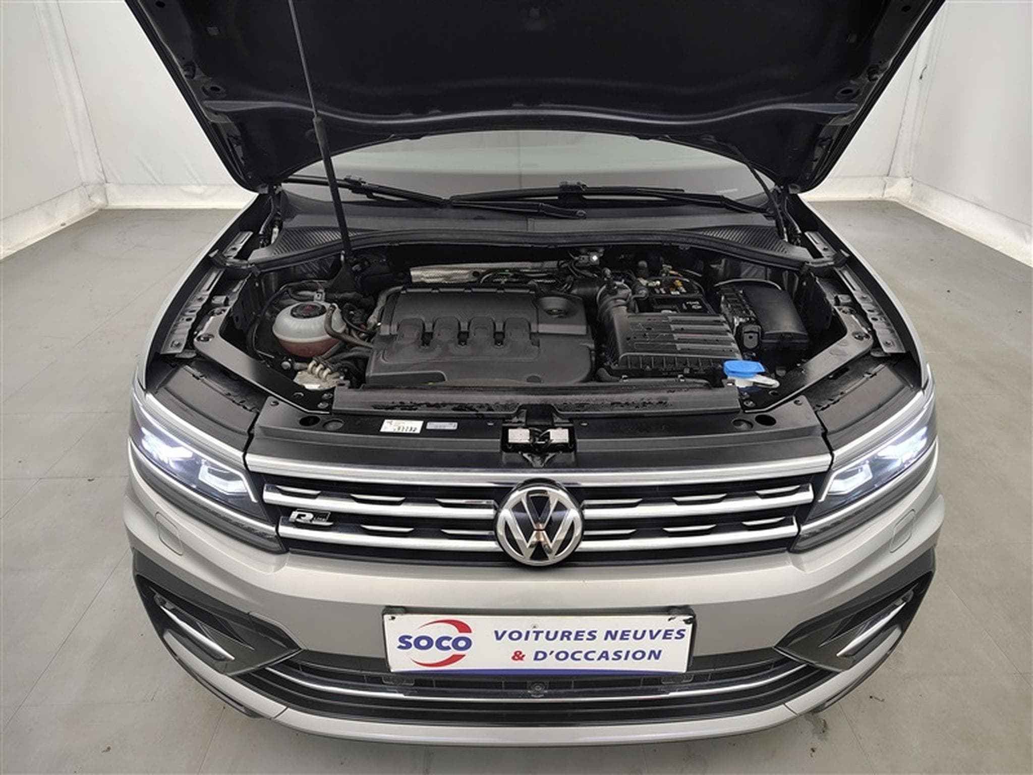 VW Tiguan 2.0 TDI SCR R-Line DSG (2020) - Photo 23