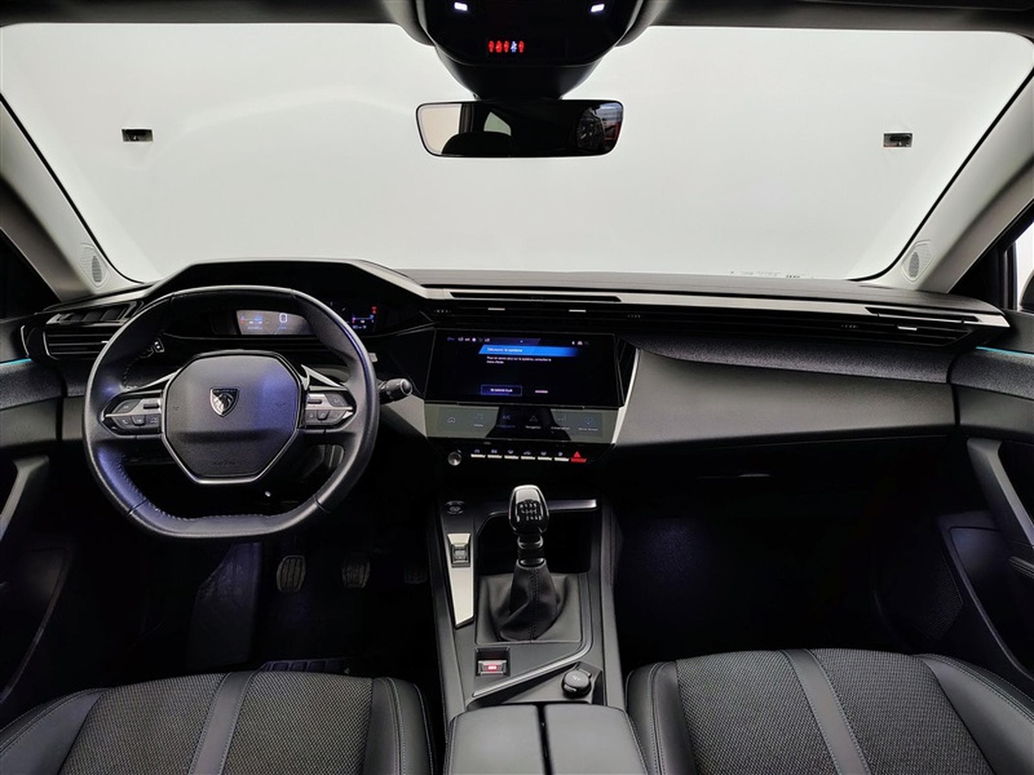 Peugeot 308 SW 1.2 PureTech Allure S&S (EU6.4) (2022) - Photo 8