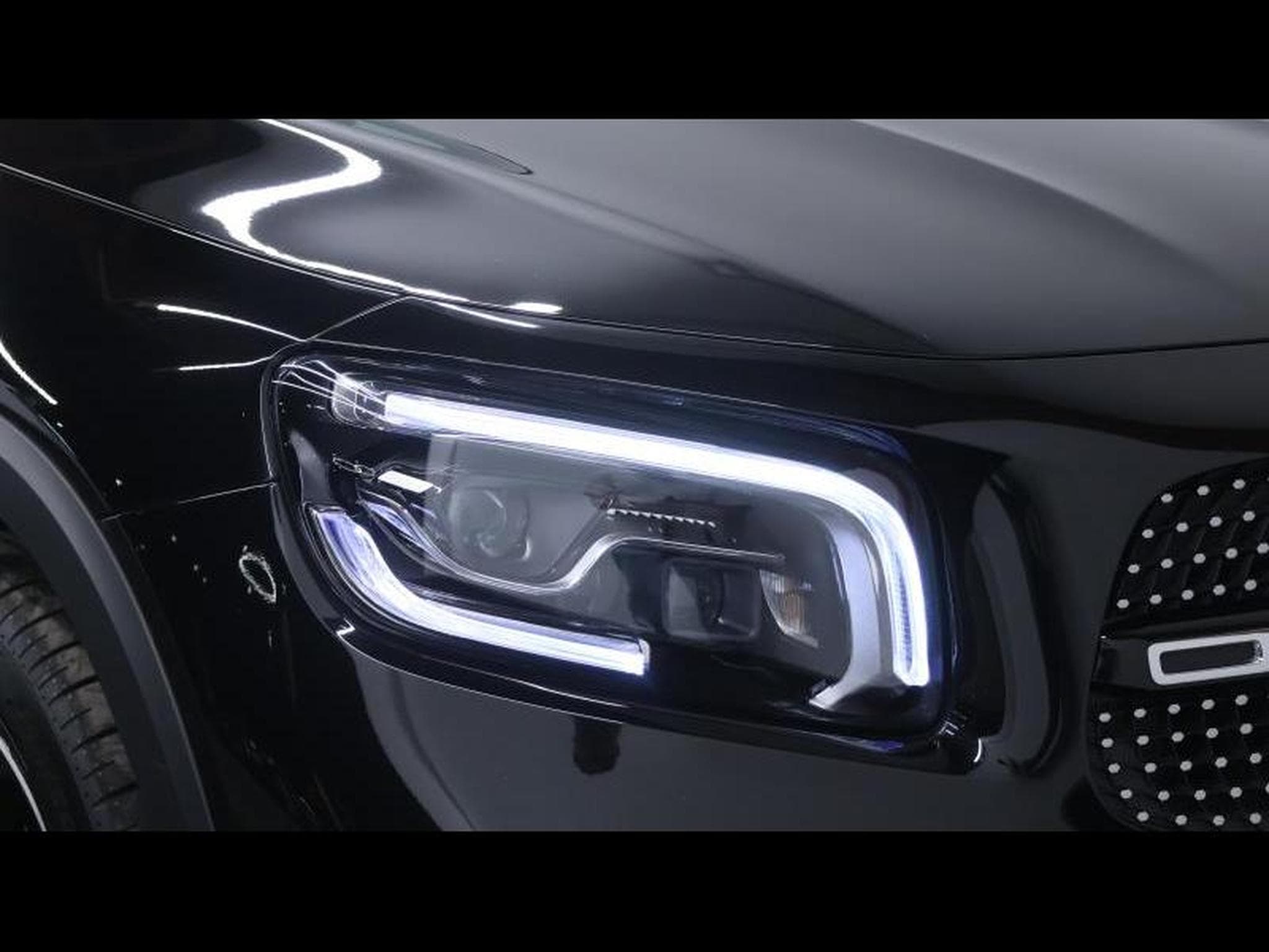 Mercedes GLB 200 Amg Line 7g-DCT (2022) - Photo 10