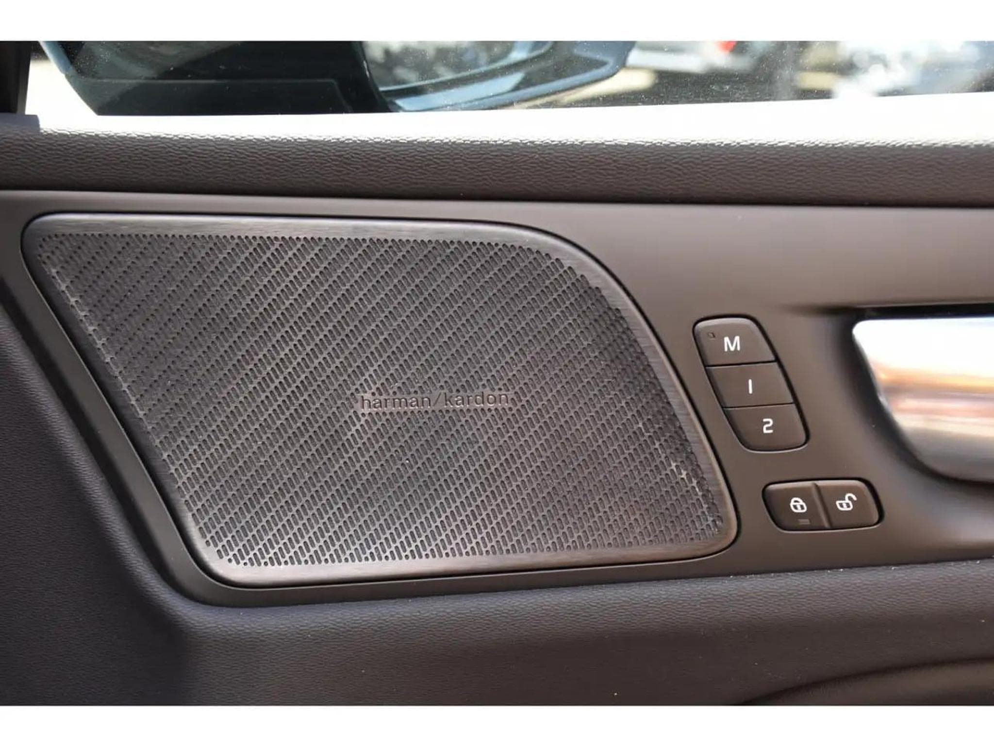 Volvo V60 (2025) - Photo 20
