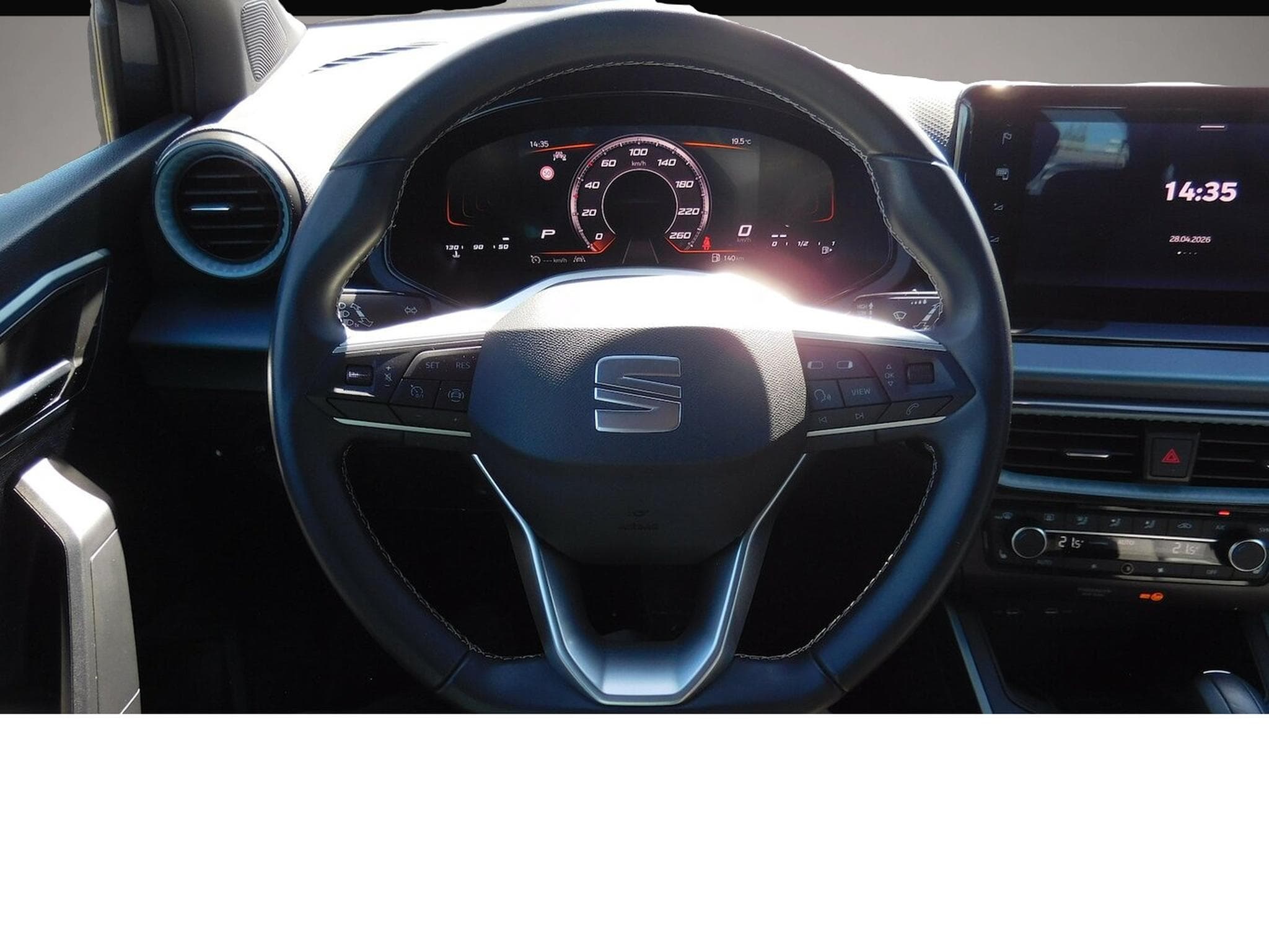 Seat Arona (2023) - Photo 6