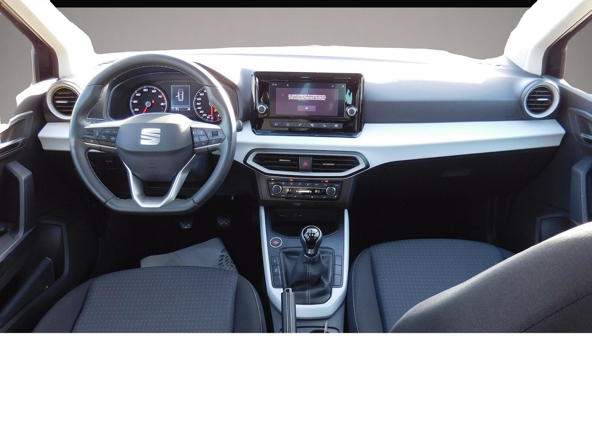 Seat Arona (2023) - Photo 6