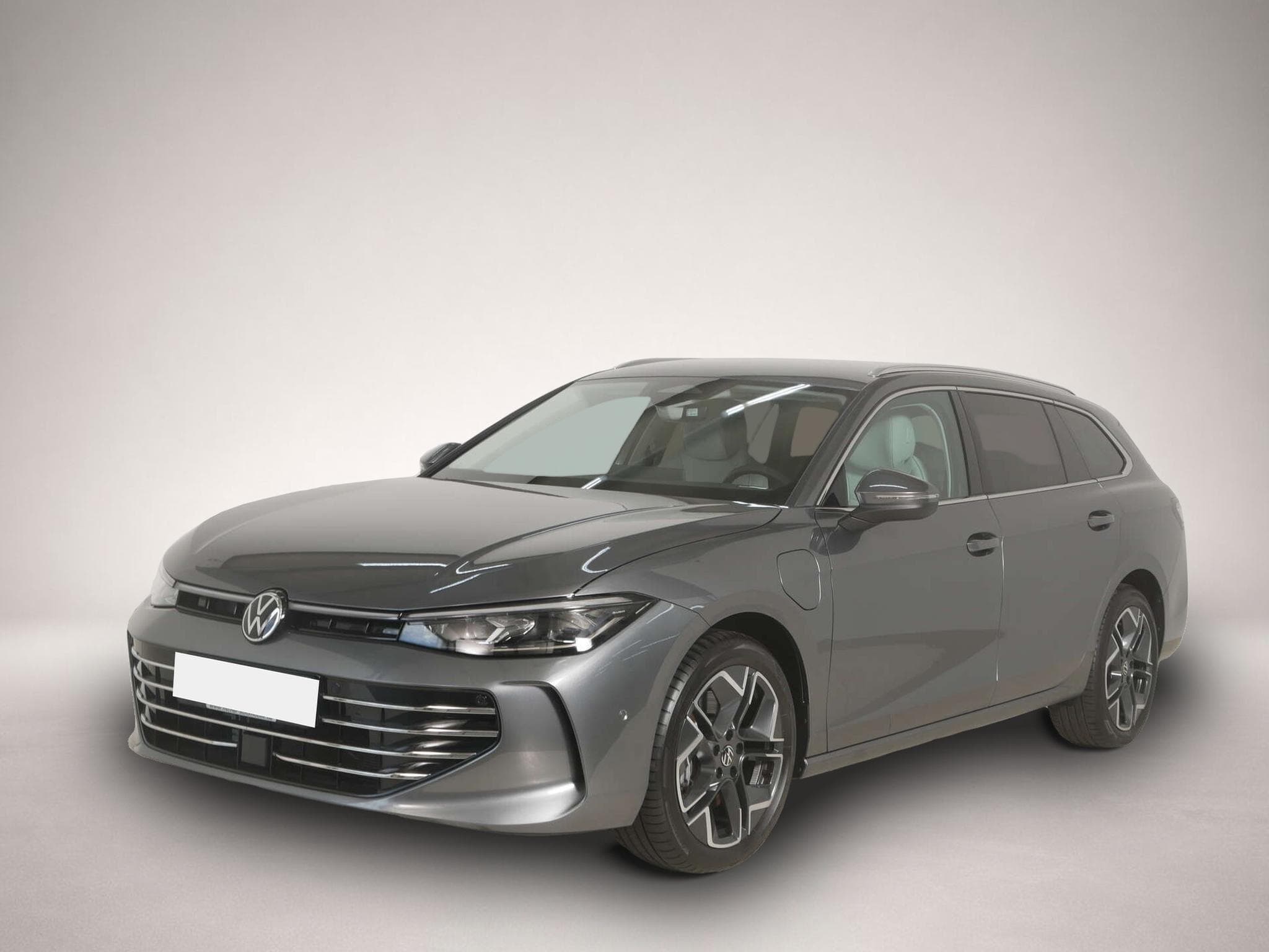 VW Passat (2025) - Photo 1