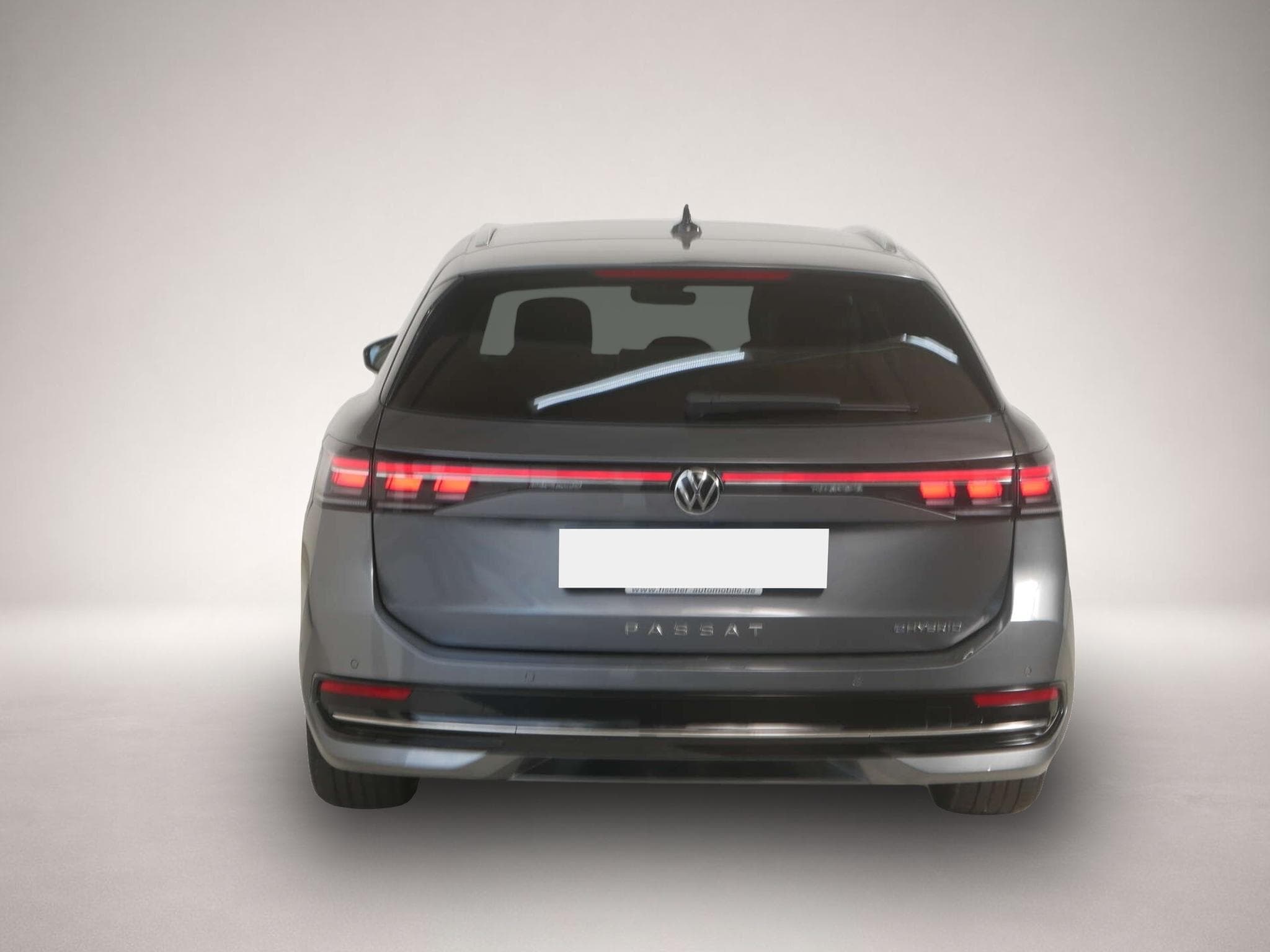 VW Passat (2025) - Photo 4