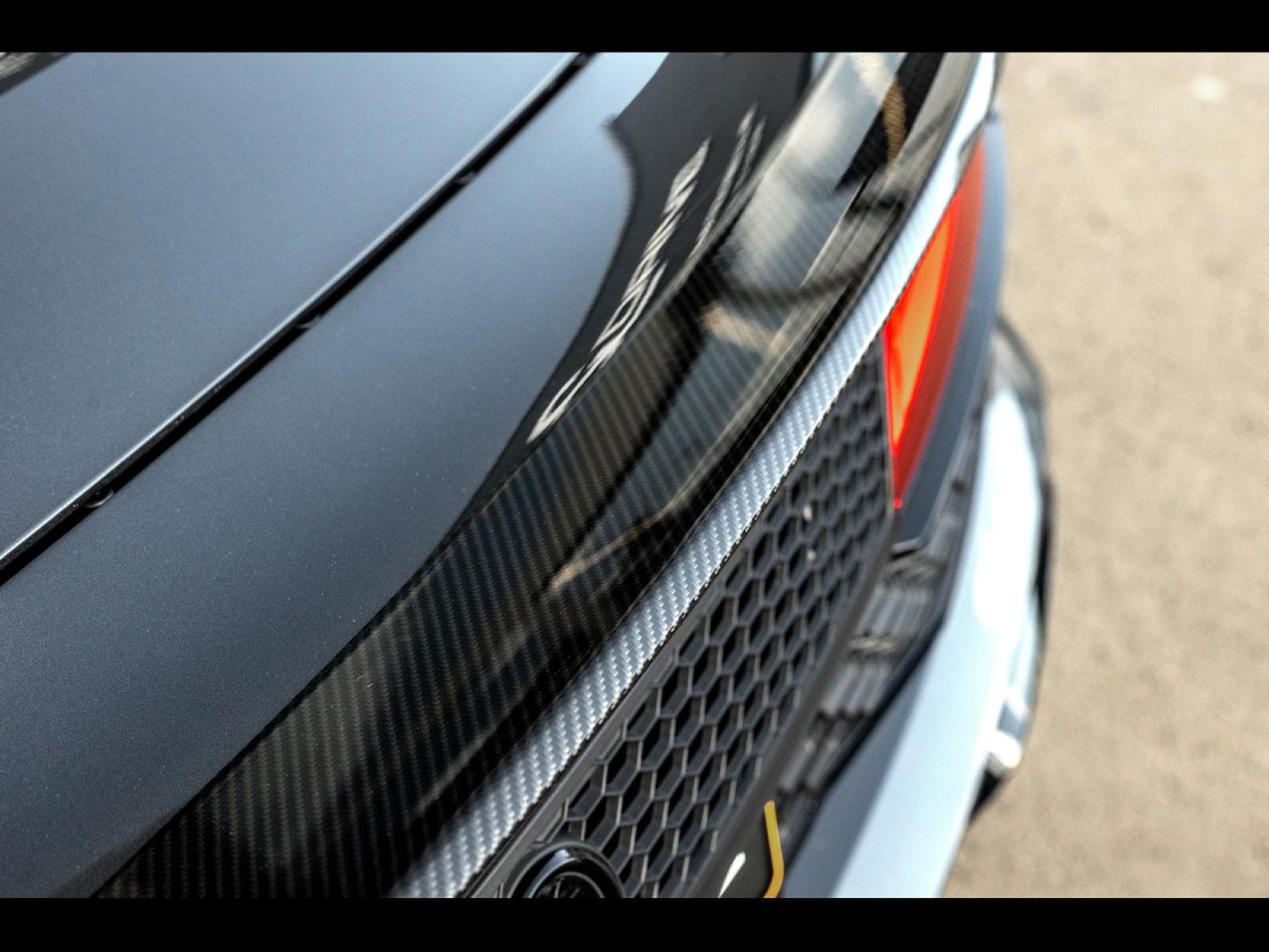 Audi R8 SPYDER V10 PERFORMANCE 5.2 FSI QUATTRO S-TRONIC – PACK KARHU (2022) - Photo 25
