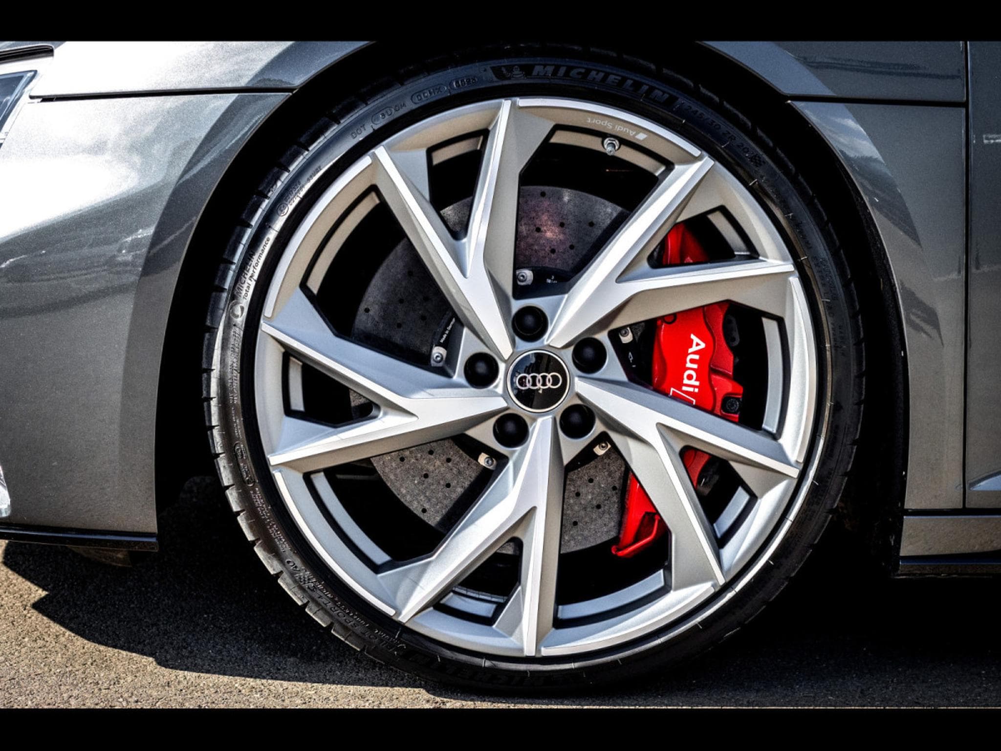 Audi R8 SPYDER V10 PERFORMANCE 5.2 FSI QUATTRO S-TRONIC – PACK KARHU (2022) - Photo 8