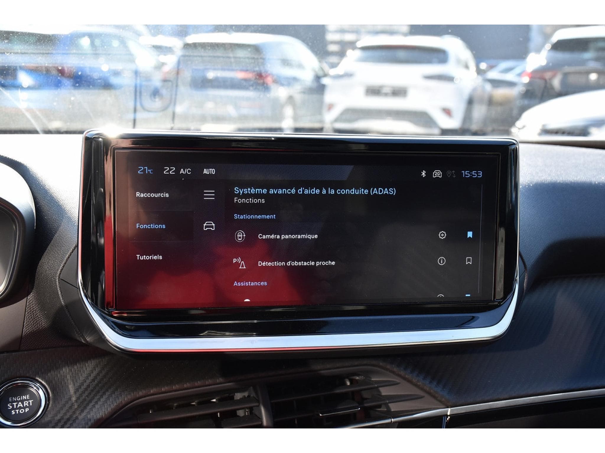 Peugeot 2008 1.2 PureTech Allure ACC GPS LANE SIDE REGUL CAM 360 1° MAIN (2025) - Photo 14