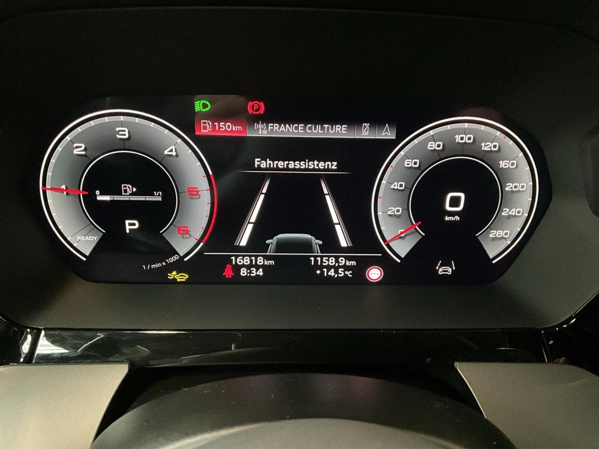 Audi A3 SB+S-Line+35TDI+S-Tronic+Led+DAB (2025) - Photo 13