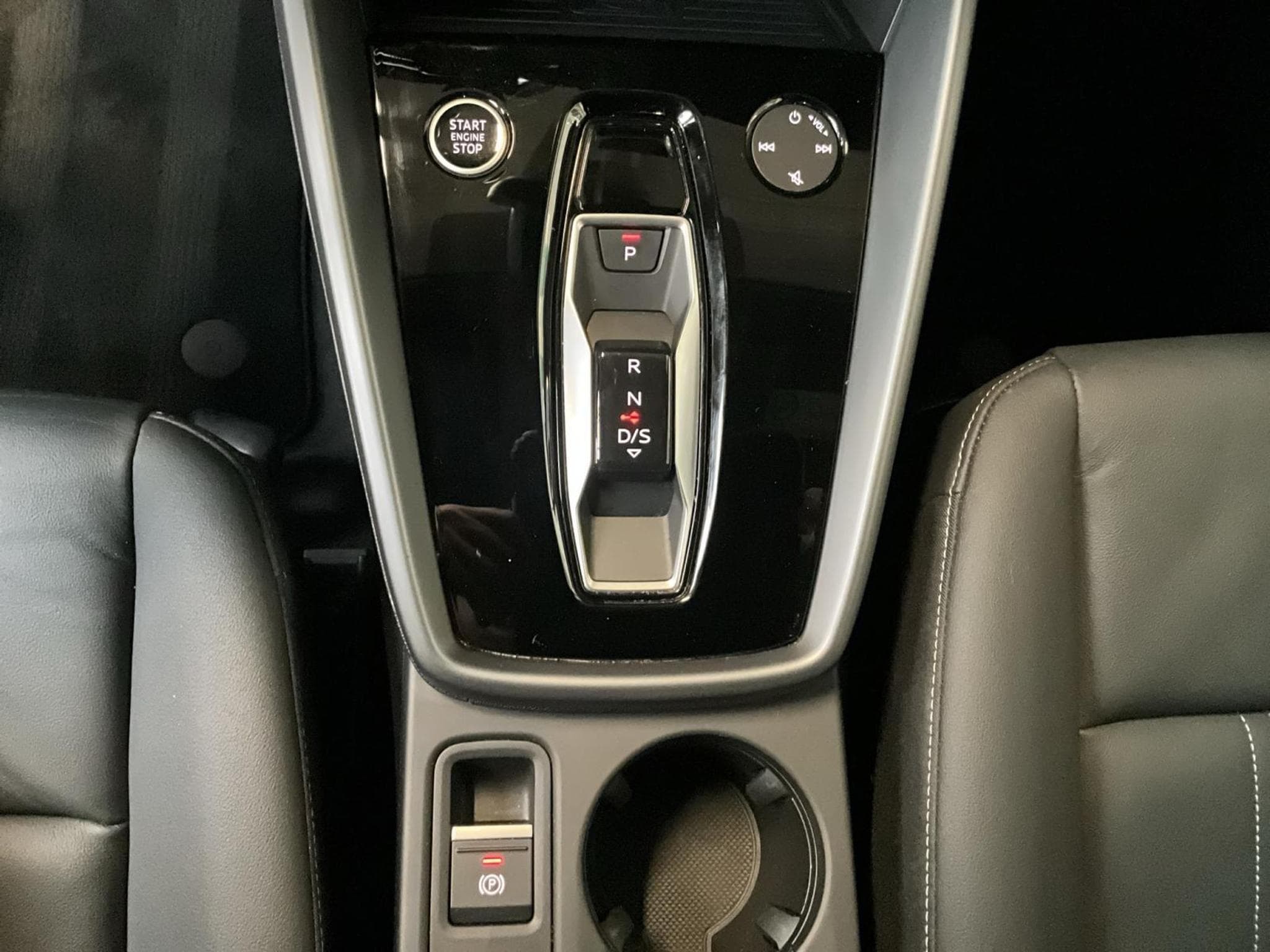 Audi A3 SB+S-Line+35TDI+S-Tronic+Led+DAB (2025) - Photo 15