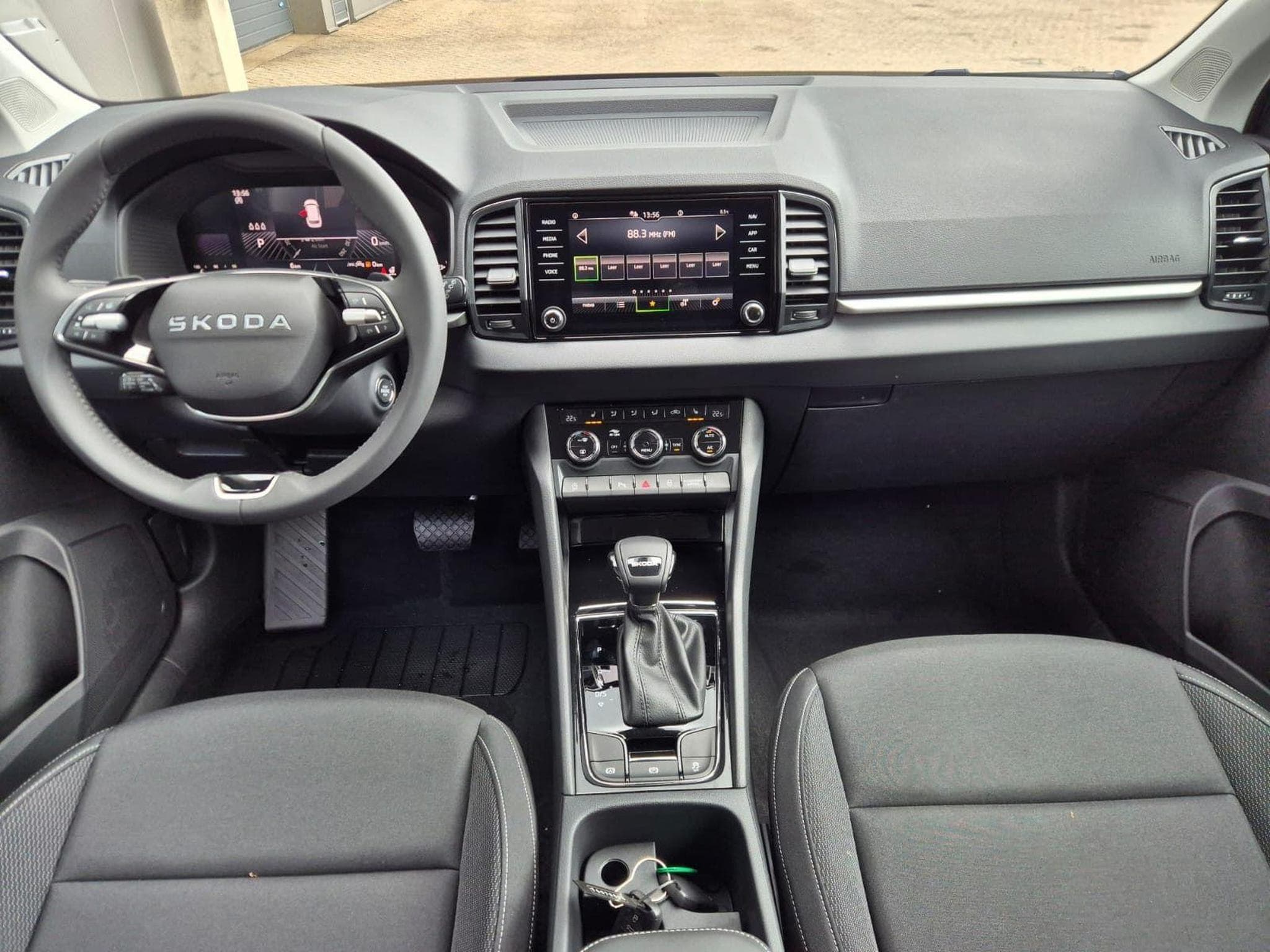 Skoda Karoq 1.5 TSI 150PS (2026) - Photo 10