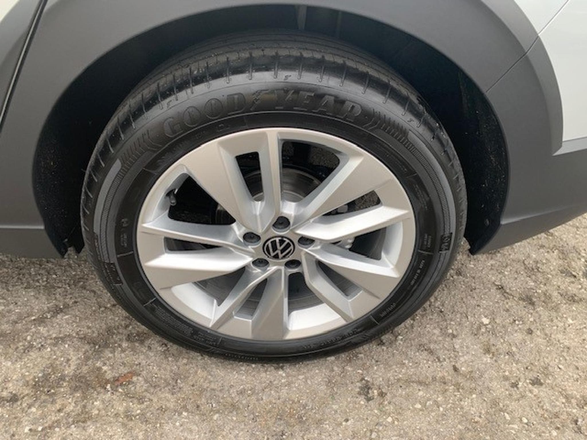 VW Taigo LIFE 1.0TSI 116CV DSG7 (2026) - Photo 4