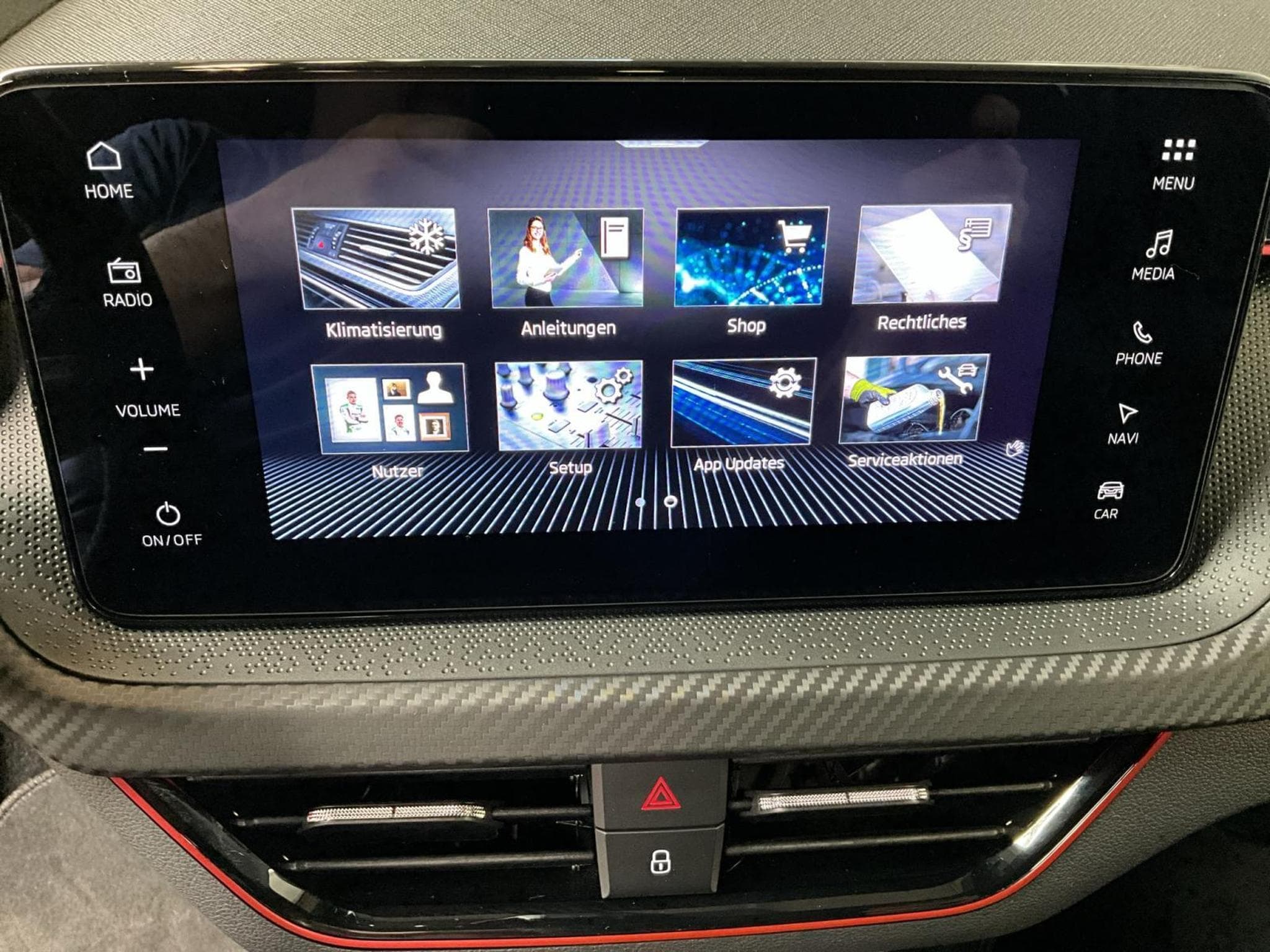 Skoda Kamiq Monte-Carlo+DSG+P.Ass+Navi+LED (2025) - Photo 19