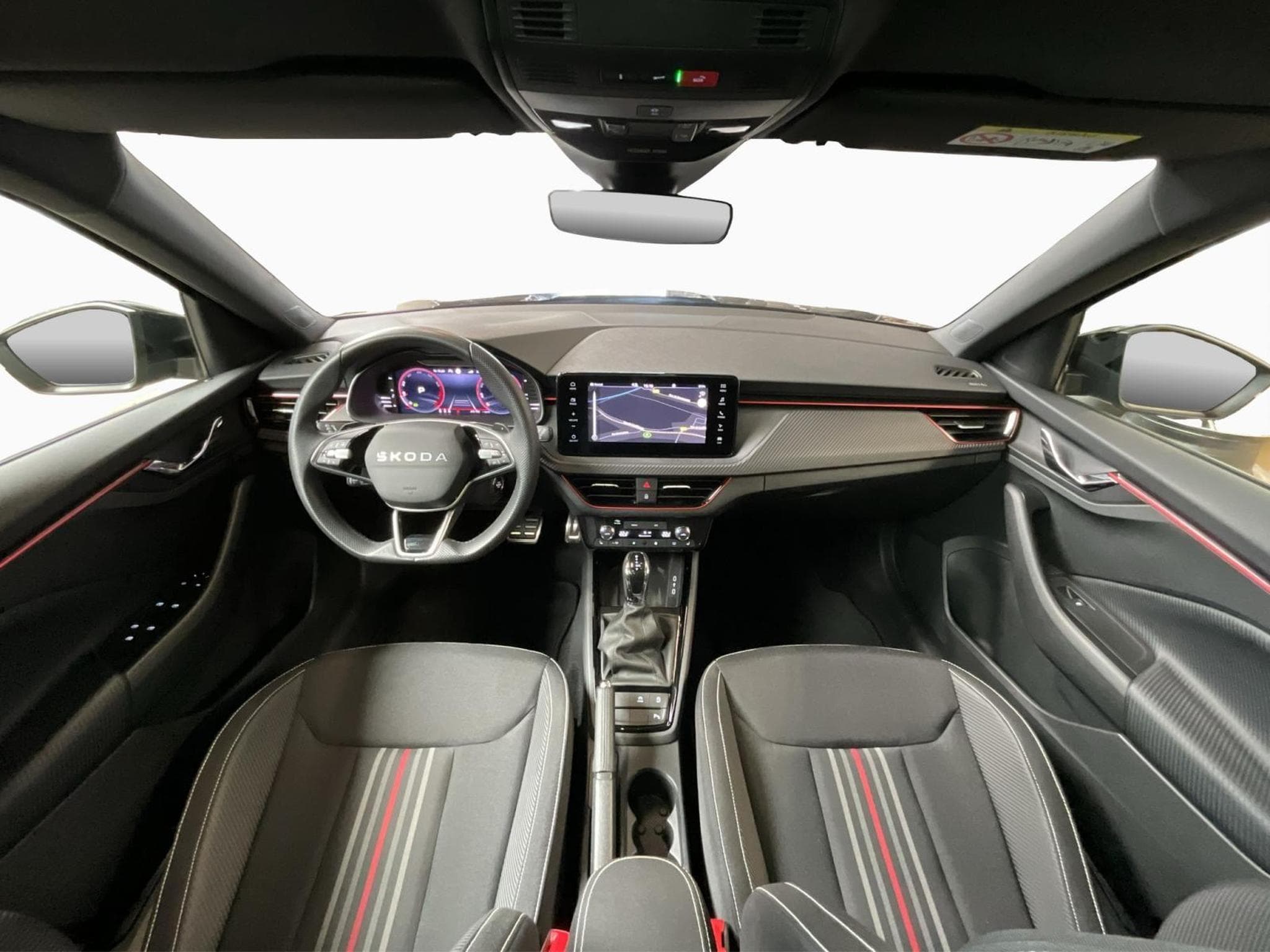 Skoda Kamiq Monte-Carlo+DSG+P.Ass+Navi+LED (2025) - Photo 2