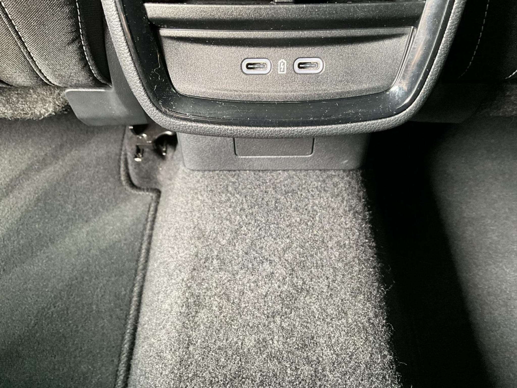 Skoda Kamiq Monte-Carlo+DSG+P.Ass+Navi+LED (2025) - Photo 21