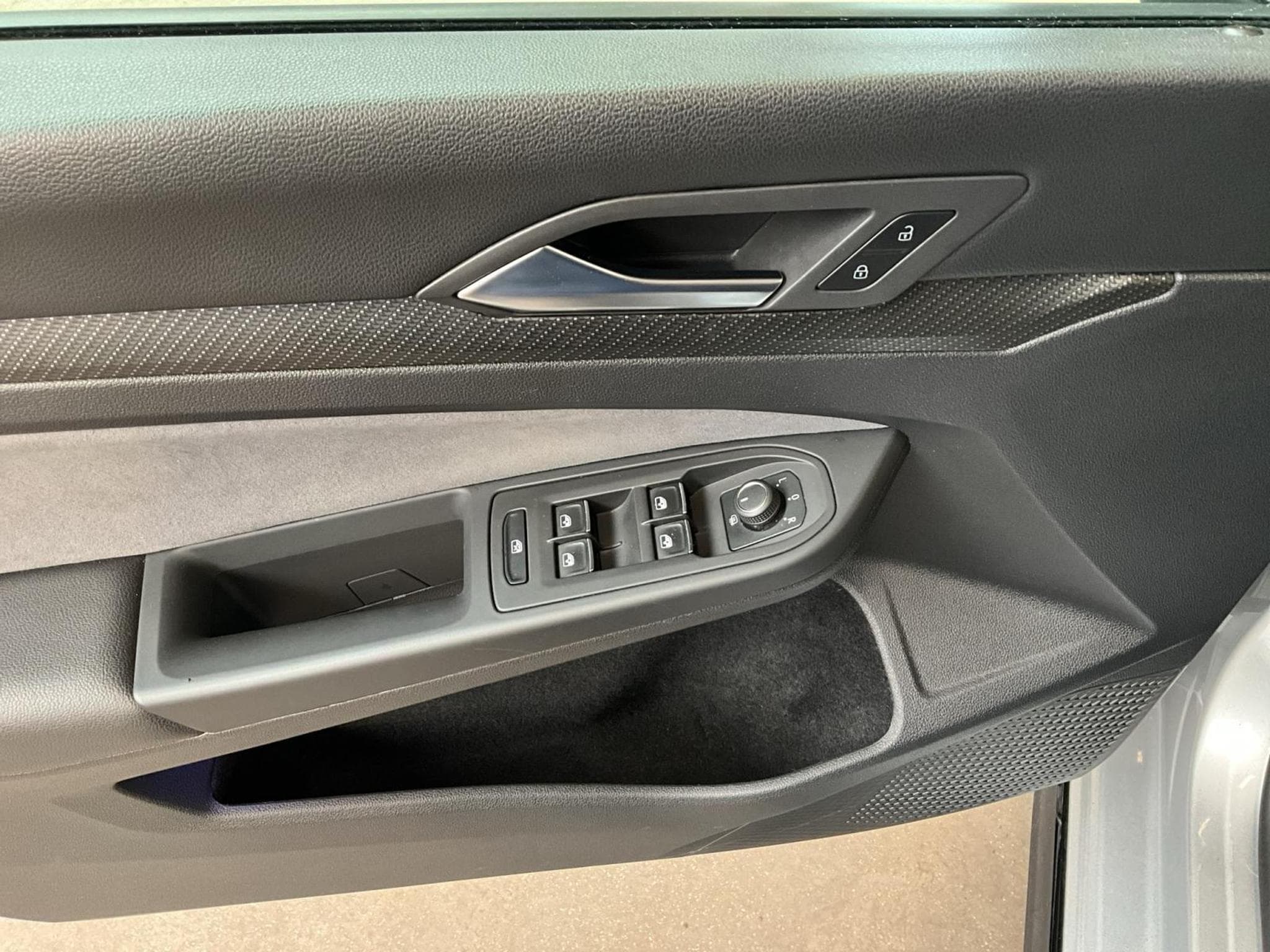 VW Golf R-line+DSG+LED+Navi+RearView (2022) - Photo 14