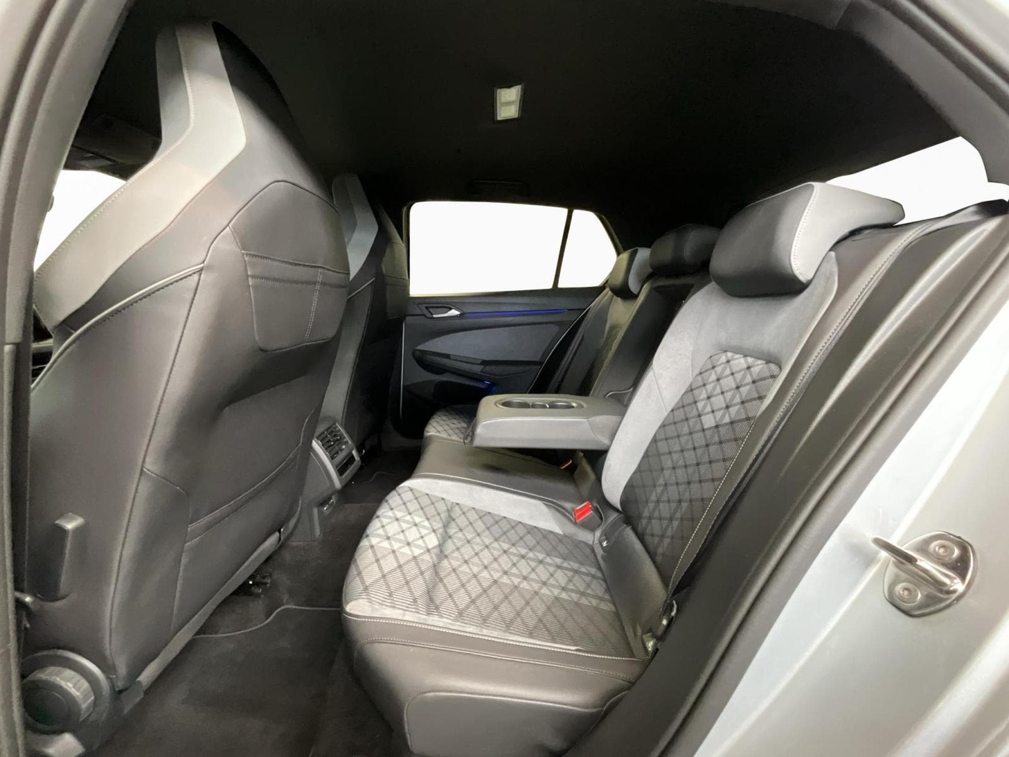 VW Golf R-line+DSG+LED+Navi+RearView (2022) - Photo 15