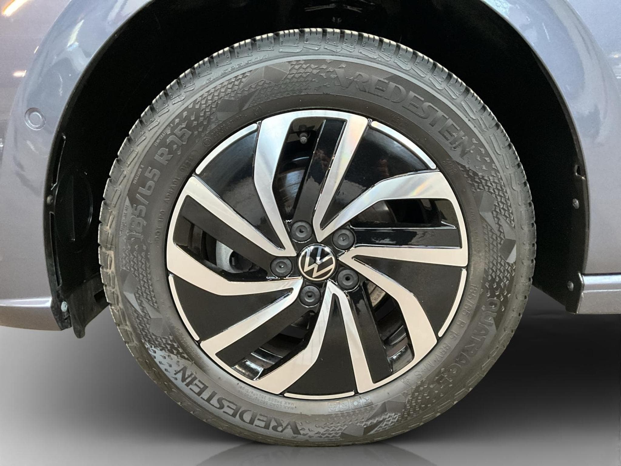 VW Polo Life+P.ASS+P.Lumiere+TSI+DAB (2025) - Photo 8