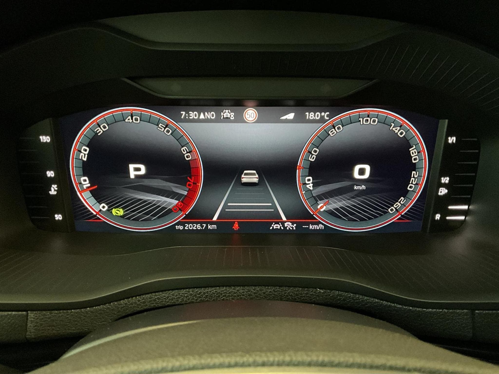 Skoda Karoq Sportline+DSG+KESSY+P.Travel-Ass.+AHK (2025) - Photo 12