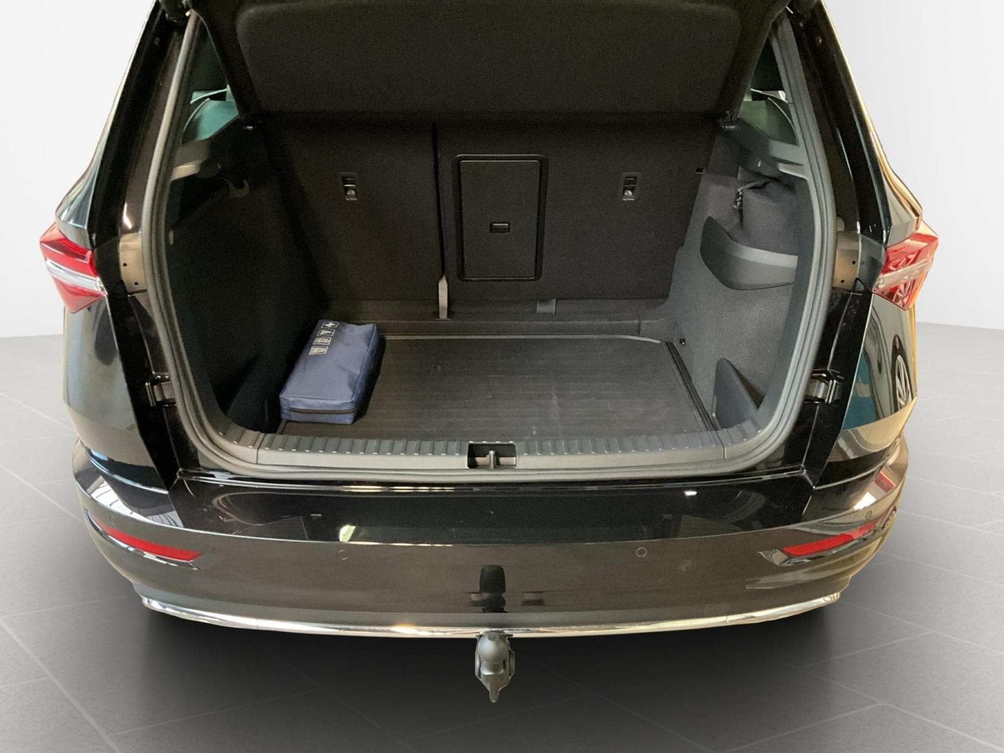 Skoda Karoq Sportline+DSG+KESSY+P.Travel-Ass.+AHK (2025) - Photo 21