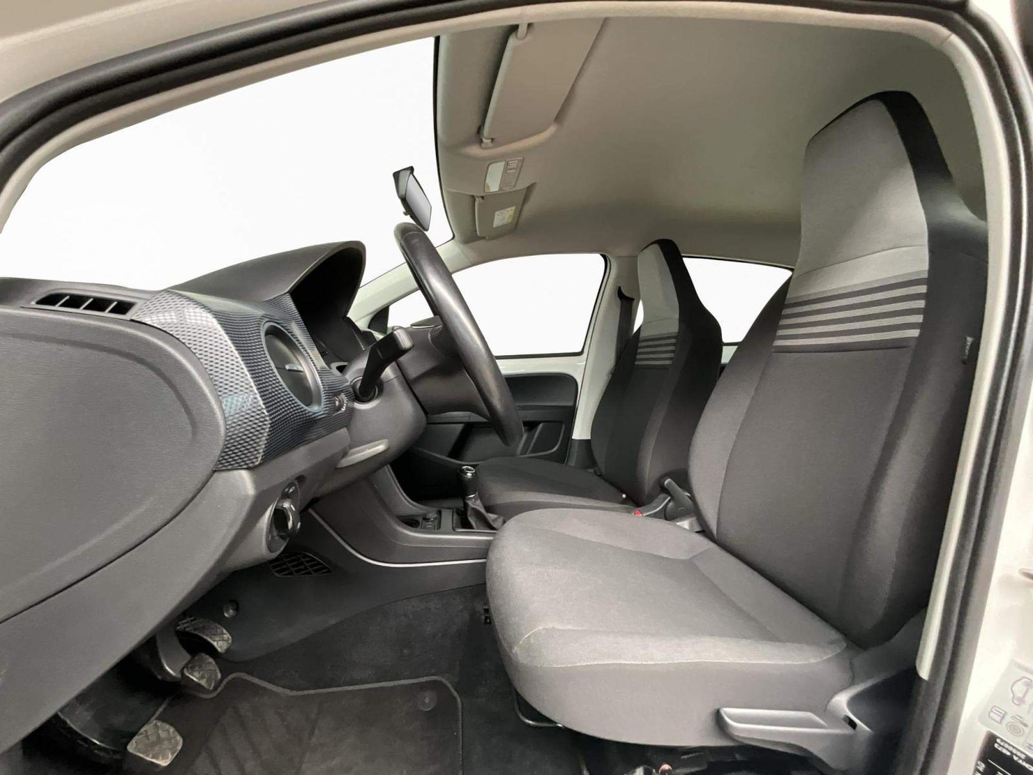 VW UP 1.0+Move-Up!+BVM+Klima (2018) - Photo 9