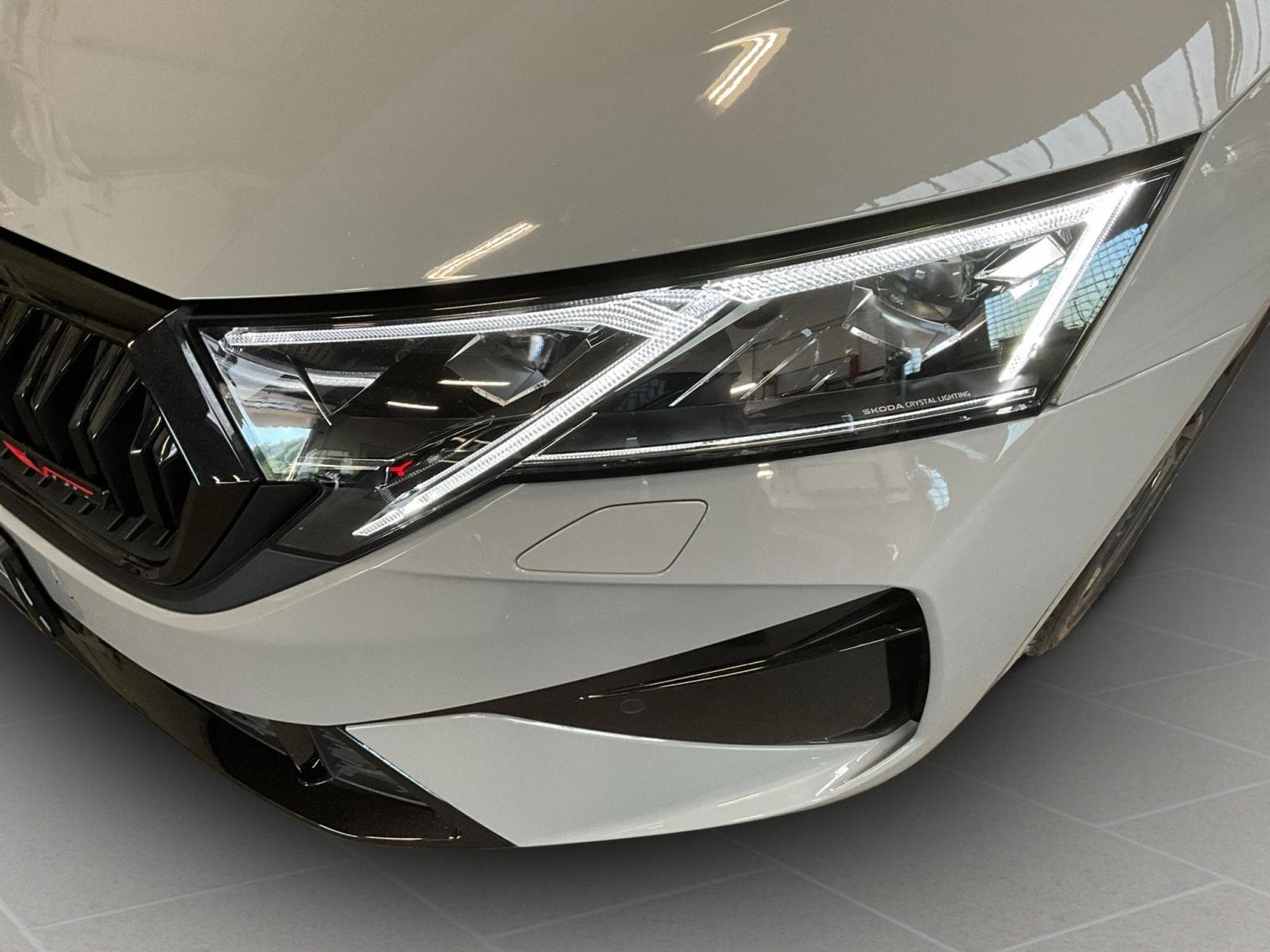 Skoda Octavia RS+DSG+Navi+LED+P.Simply-Clever (2025) - Photo 9