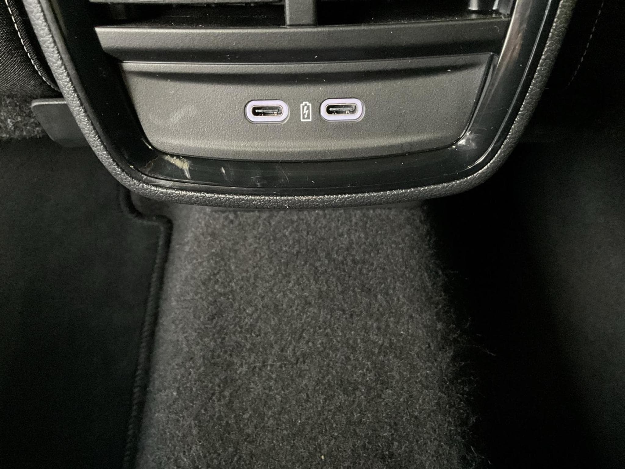 Skoda Kamiq Monte-Carlo+DSG+Park&Go+Pano+P.Ass-Drive+ (2025) - Photo 22