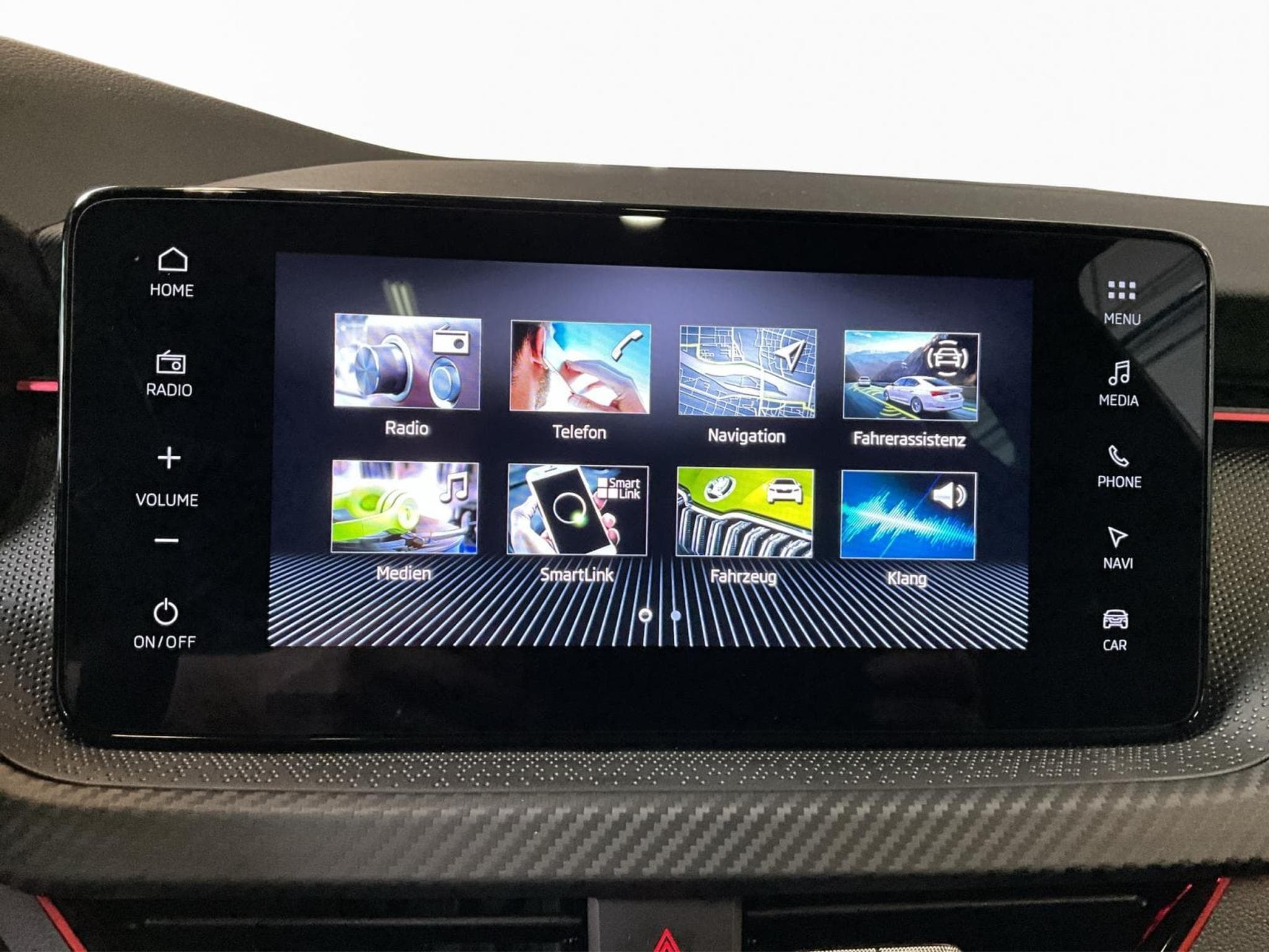 Skoda Kamiq Monte-Carlo+DSG+Pano+Park&Go+P.Ass-Drive+ (2025) - Photo 13
