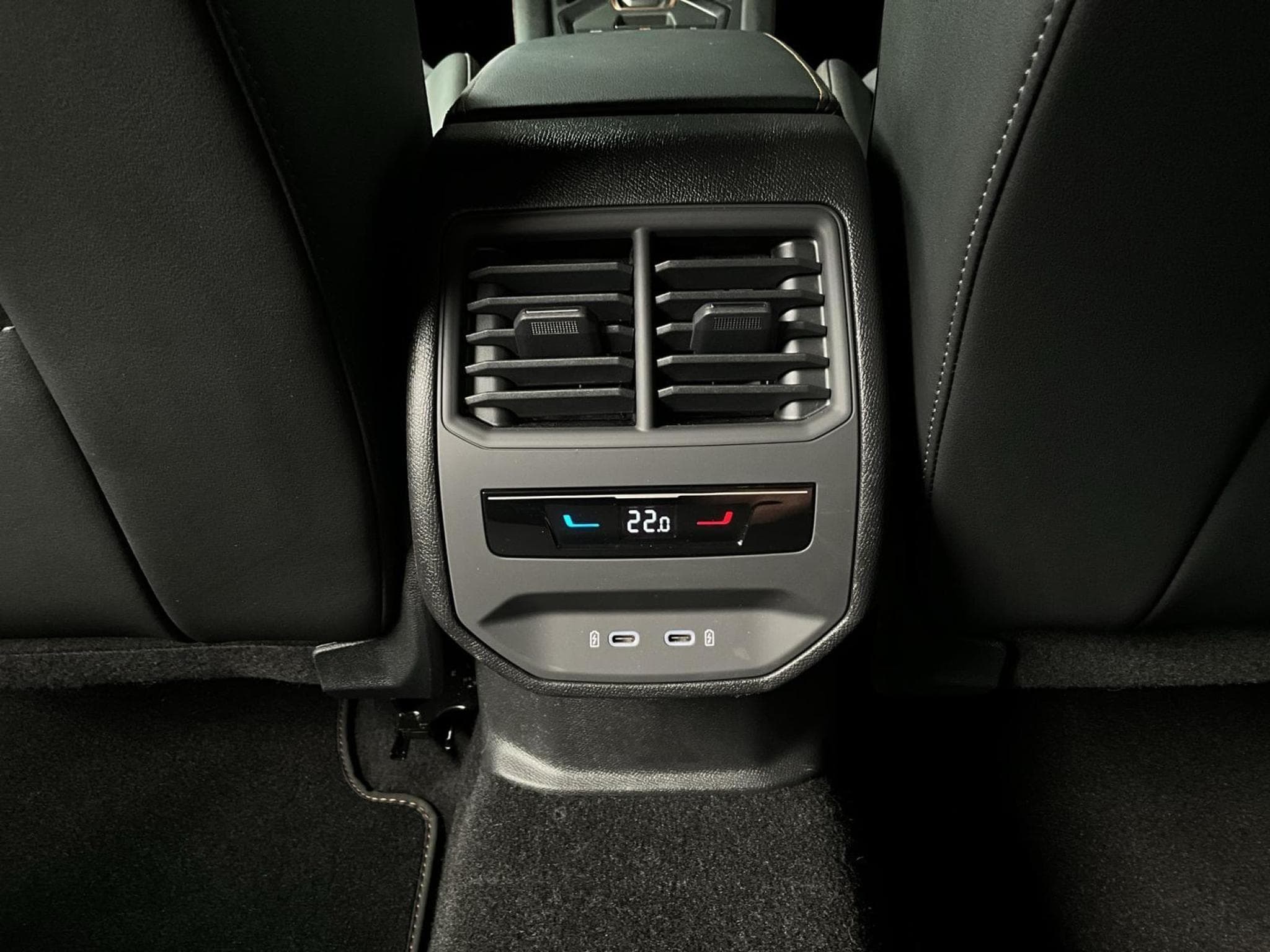 Cupra Leon DSG+Pure-Perf.+Dynamic-Design+Immersive (2025) - Photo 18