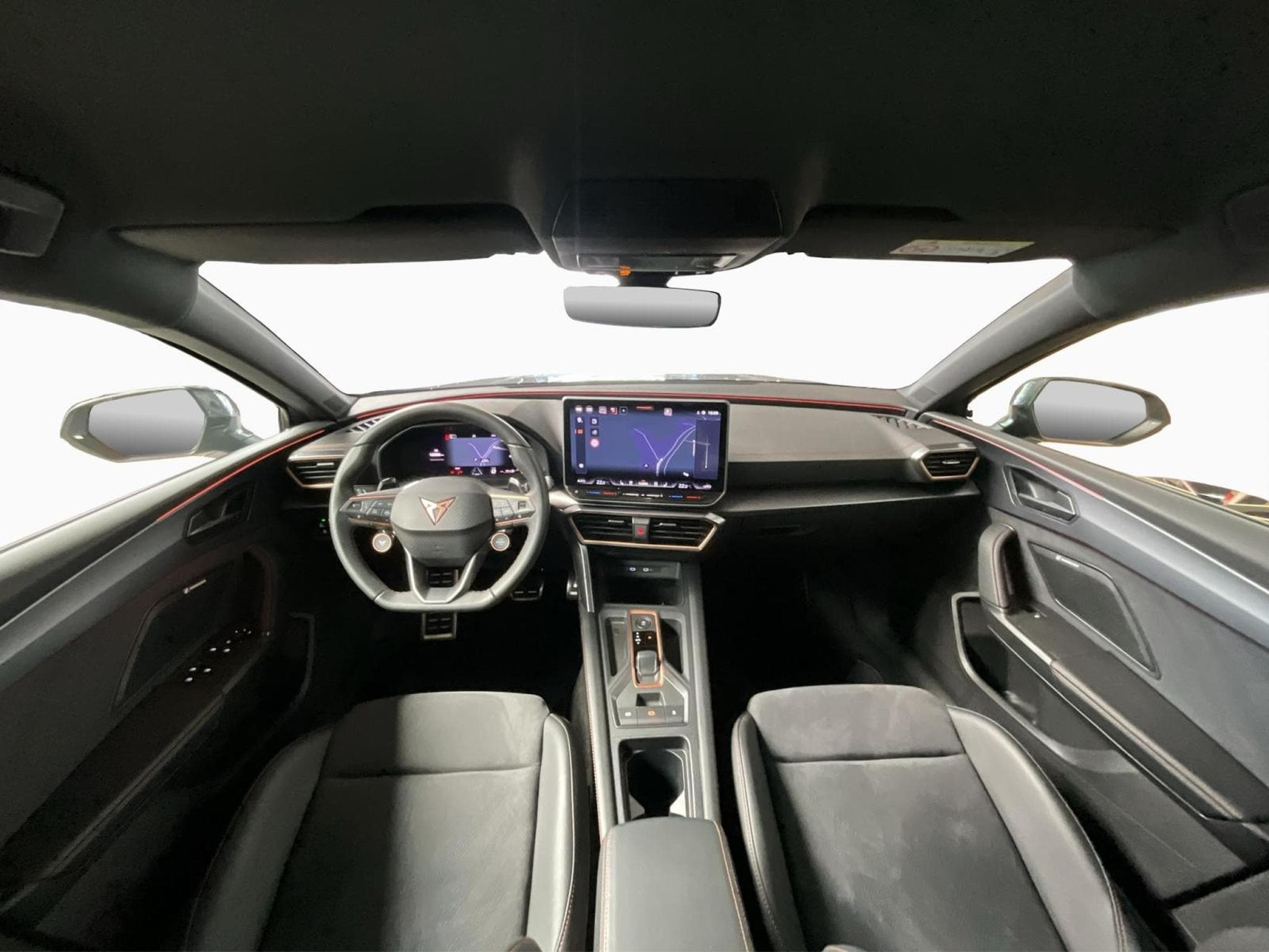 Cupra Leon DSG+Pure-Perf.+Dynamic-Design+Immersive (2025) - Photo 2