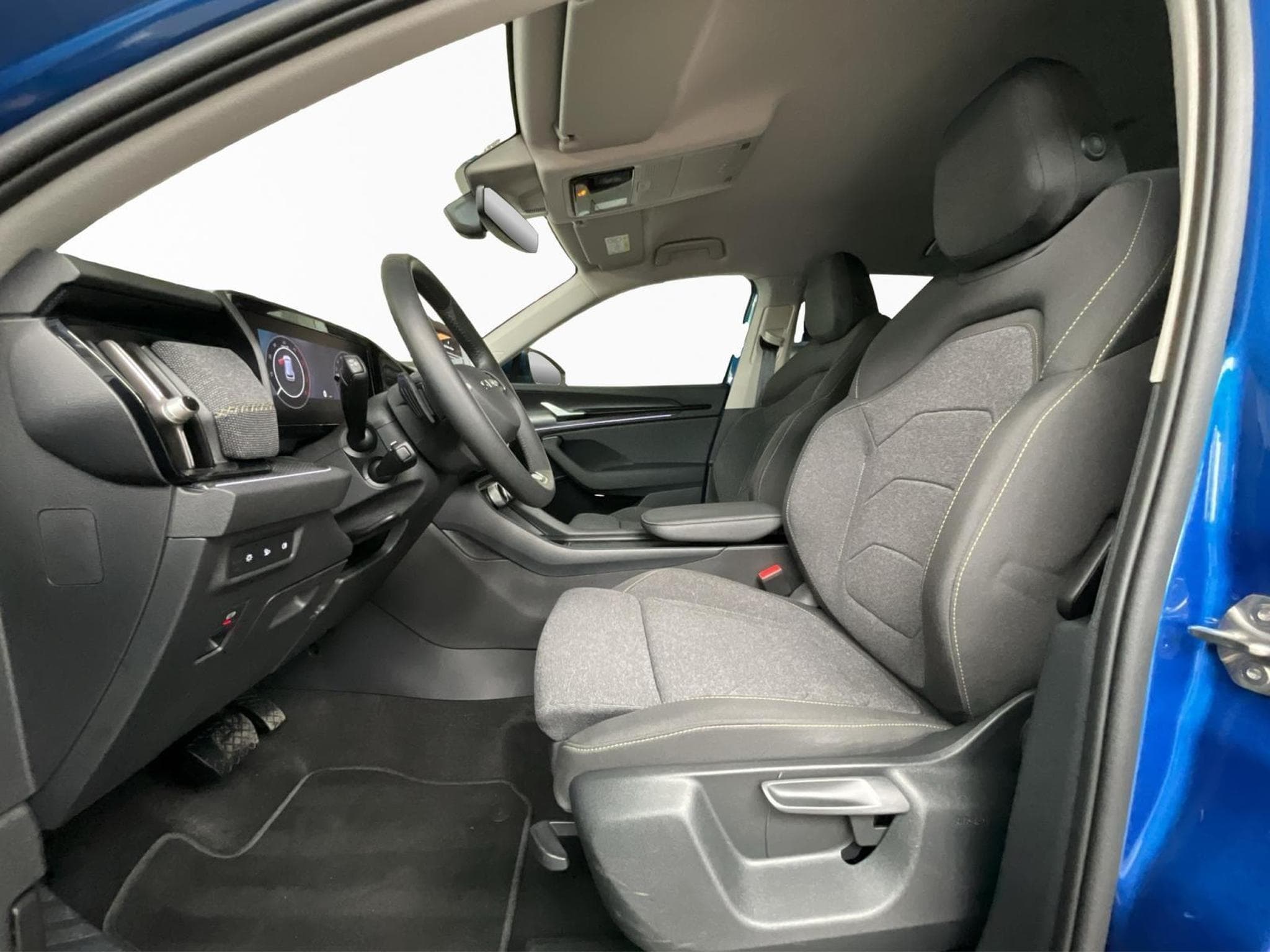 Skoda Kodiaq Selection+DSG+RearView+Navi+LED+digi (2025) - Photo 9