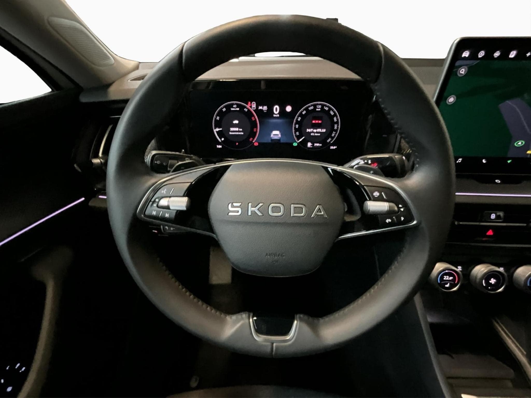 Skoda Kodiaq Selection+DSG+RearView+Navi+LED+digi (2025) - Photo 12