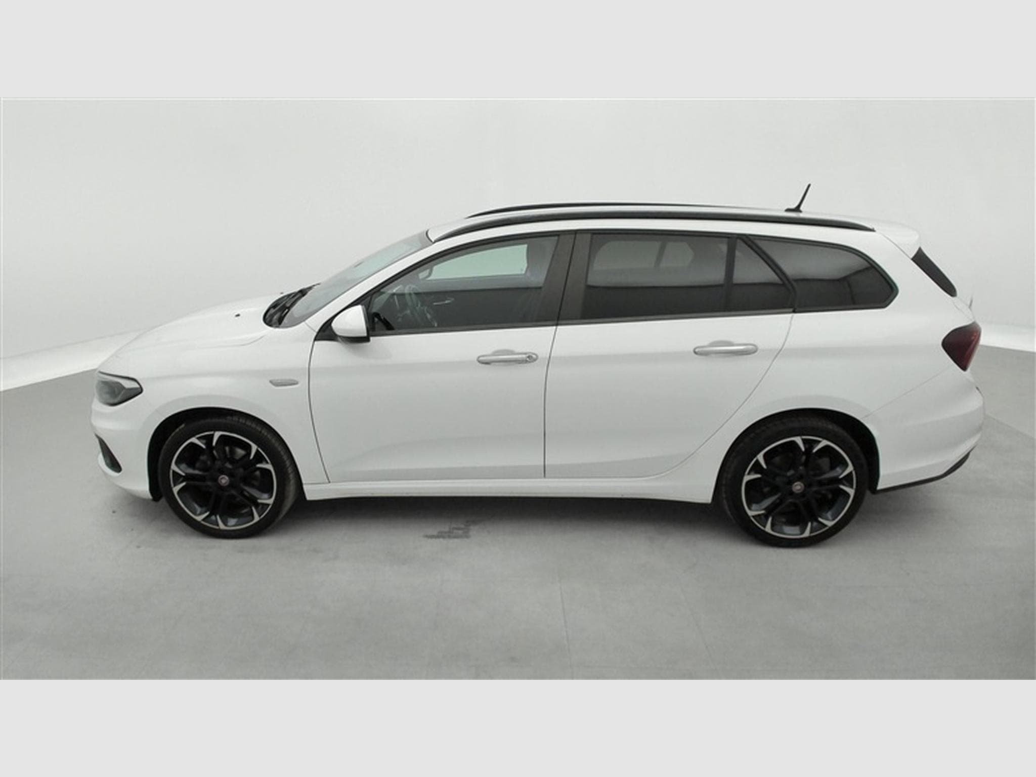 Fiat Tipo SW 1.4i Lounge (EU6d-TEMP) (2020) - Photo 3