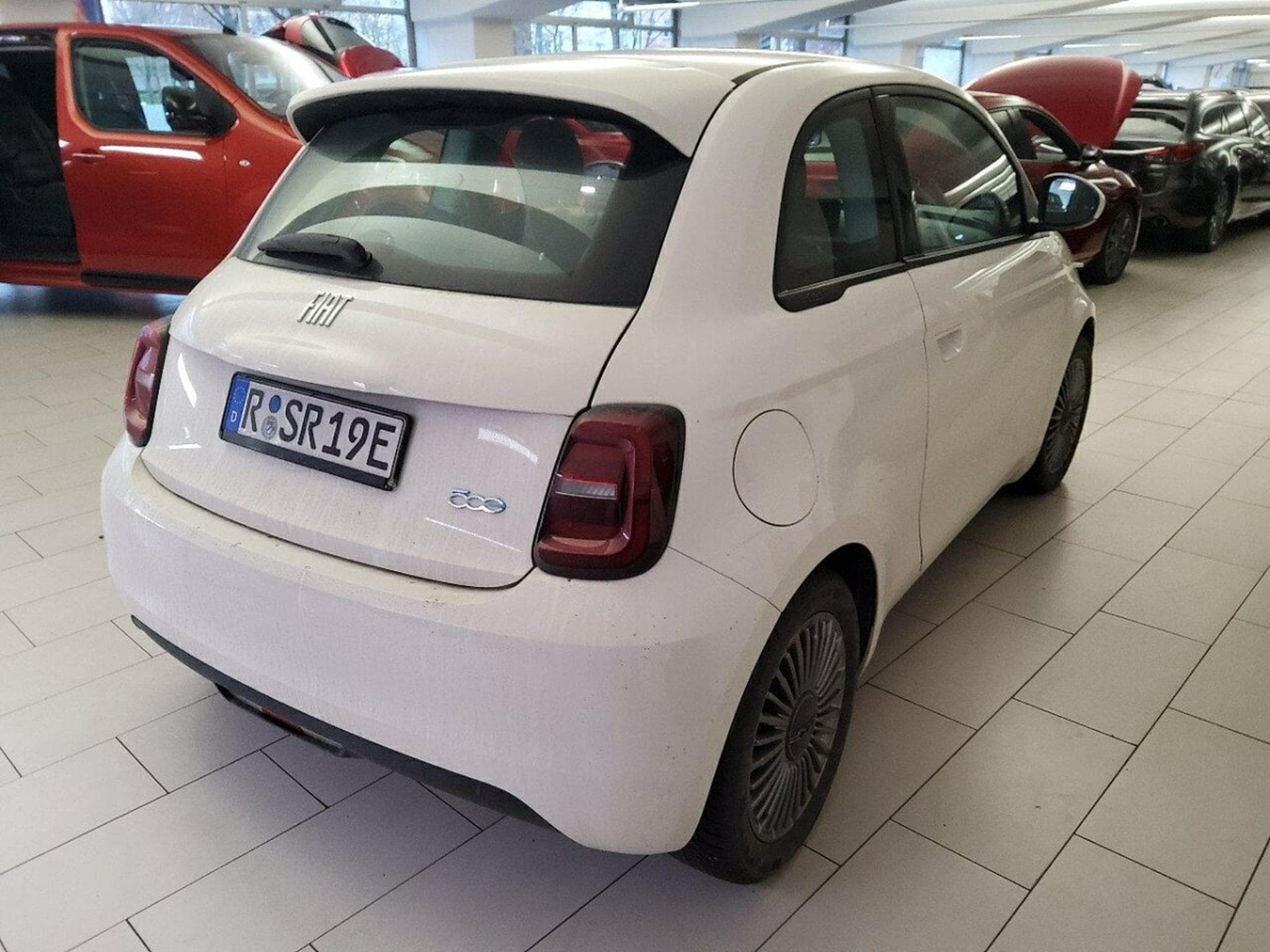 Fiat 500 42 kWh (2023) - Photo 2
