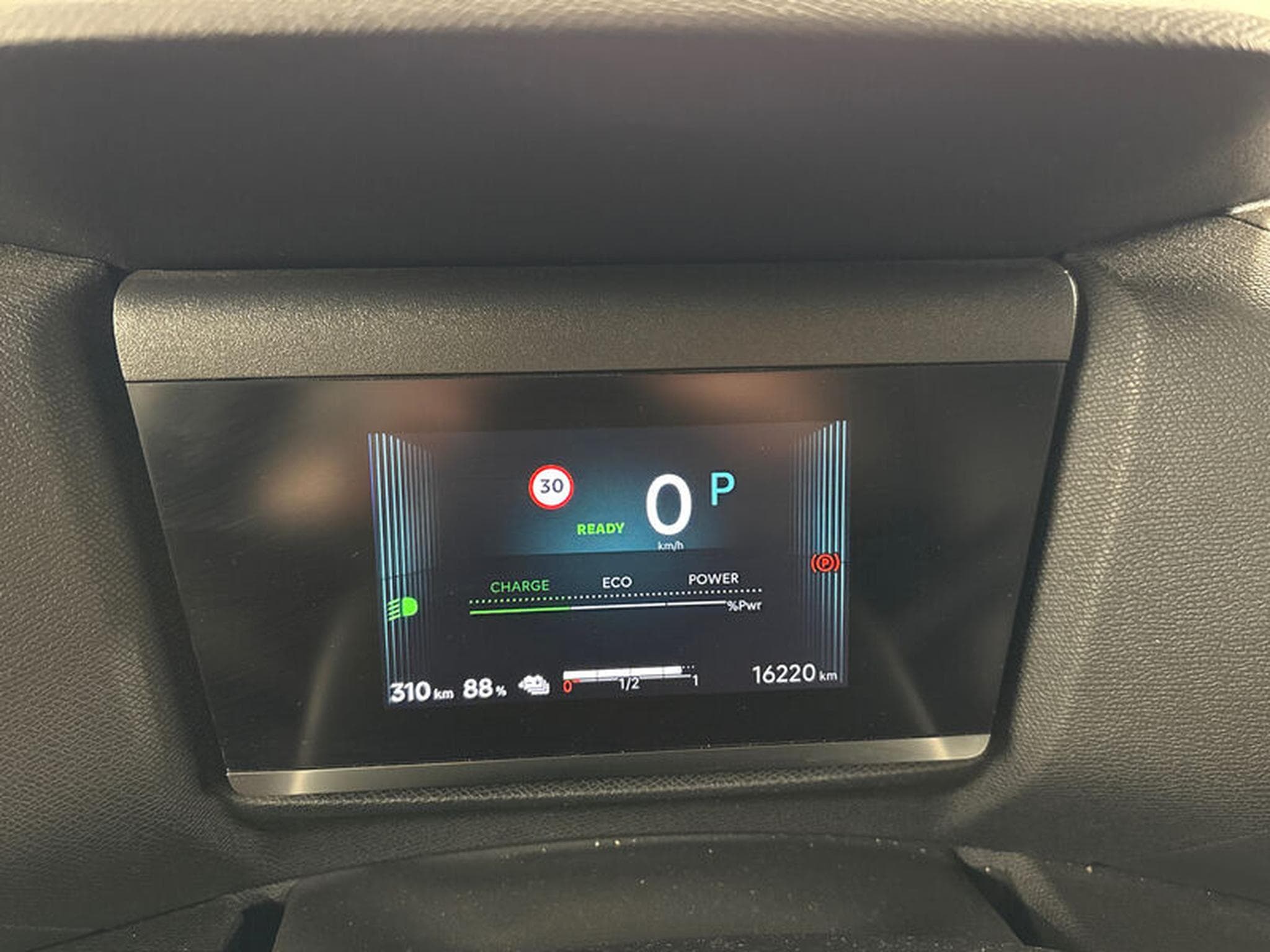 Citroen C4 Plus (2025) - Photo 5