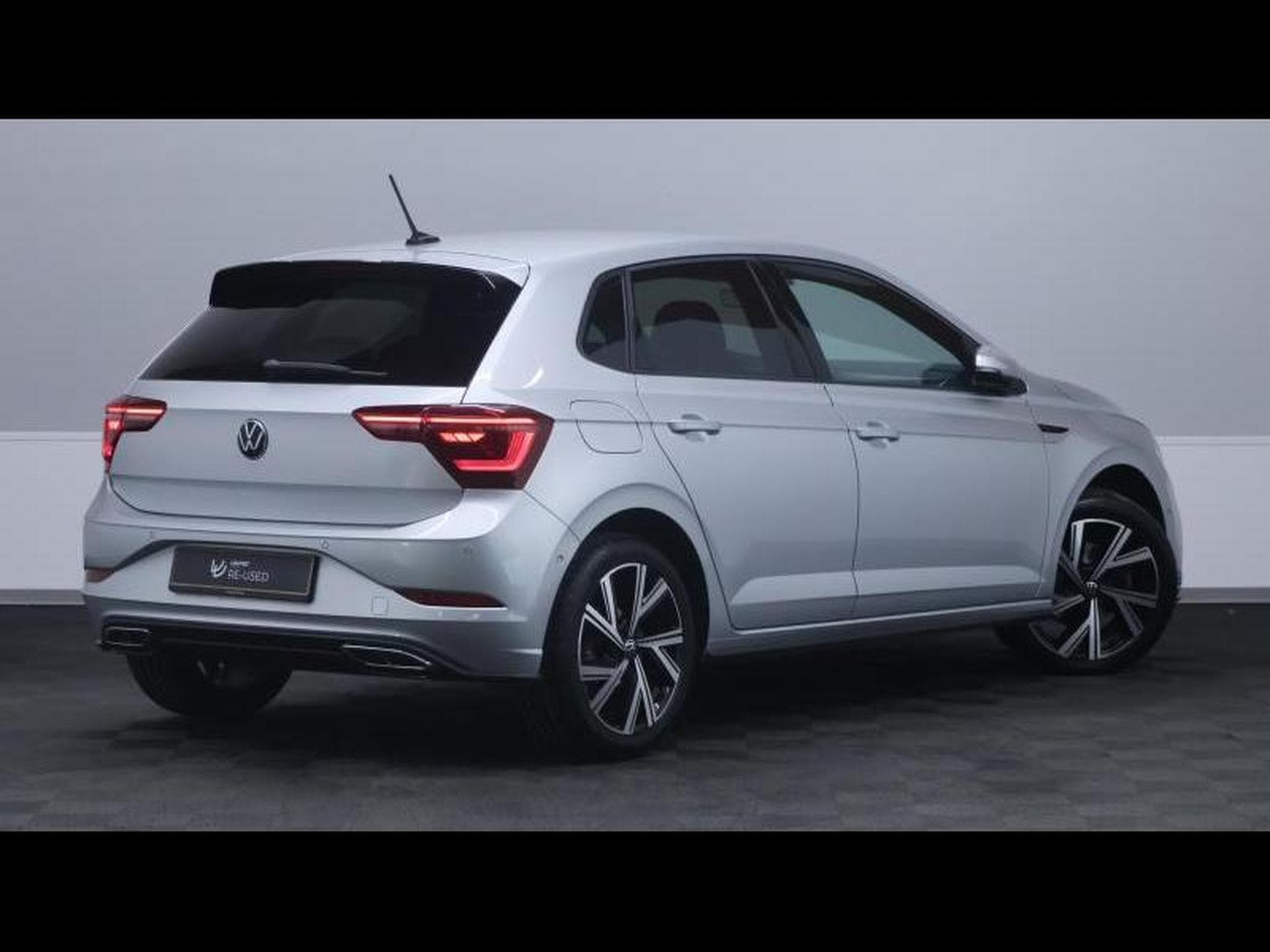 VW Polo 1.0TSI 116 R-Line DSG (2022) - Photo 5