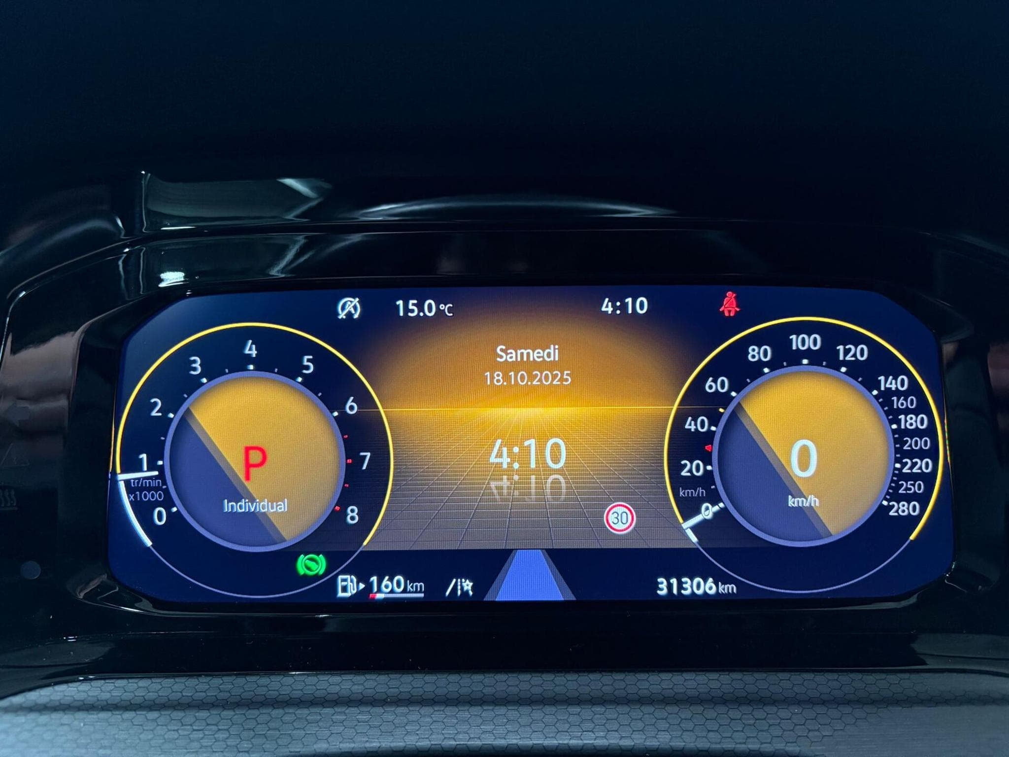 VW Golf GTI 245cv DSG7 black style - ACC/CAMERA/NAVI (2022) - Photo 12