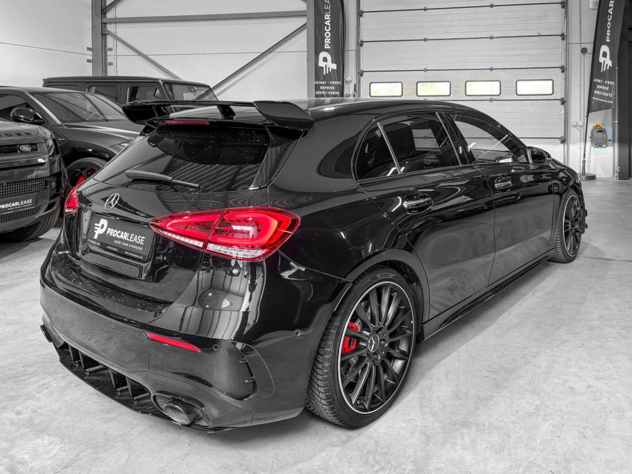 Mercedes A 35 AMG A 35 AMG 4Matic° GARANTIE CONTRSUCTEUR 2027° AMG RIDE CONTRO (2021) - Photo 4