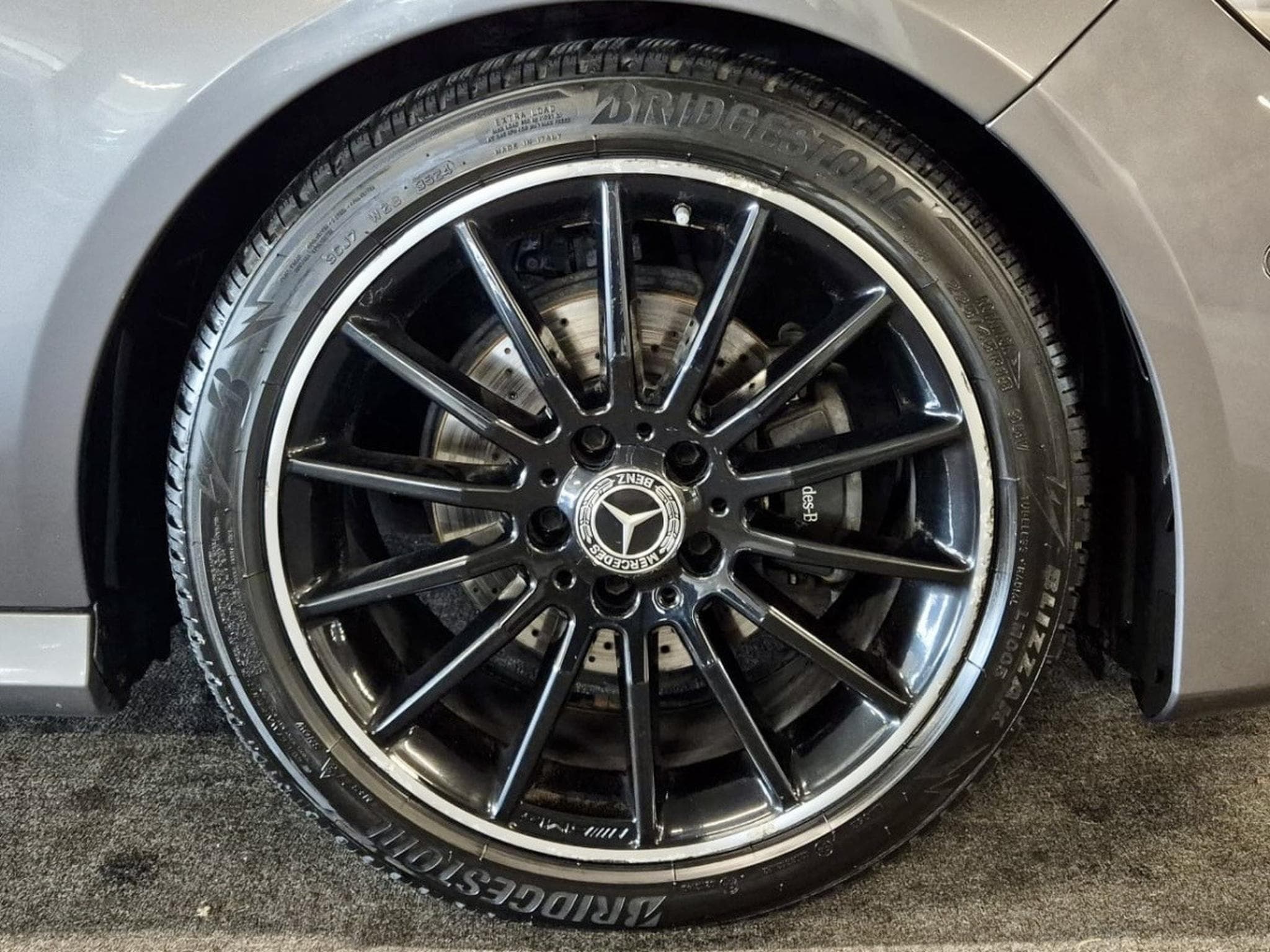 Mercedes CLA 200 Shooting Brake AMG LINE HARMAN KARDON CUIR NAVI (2019) - Photo 13