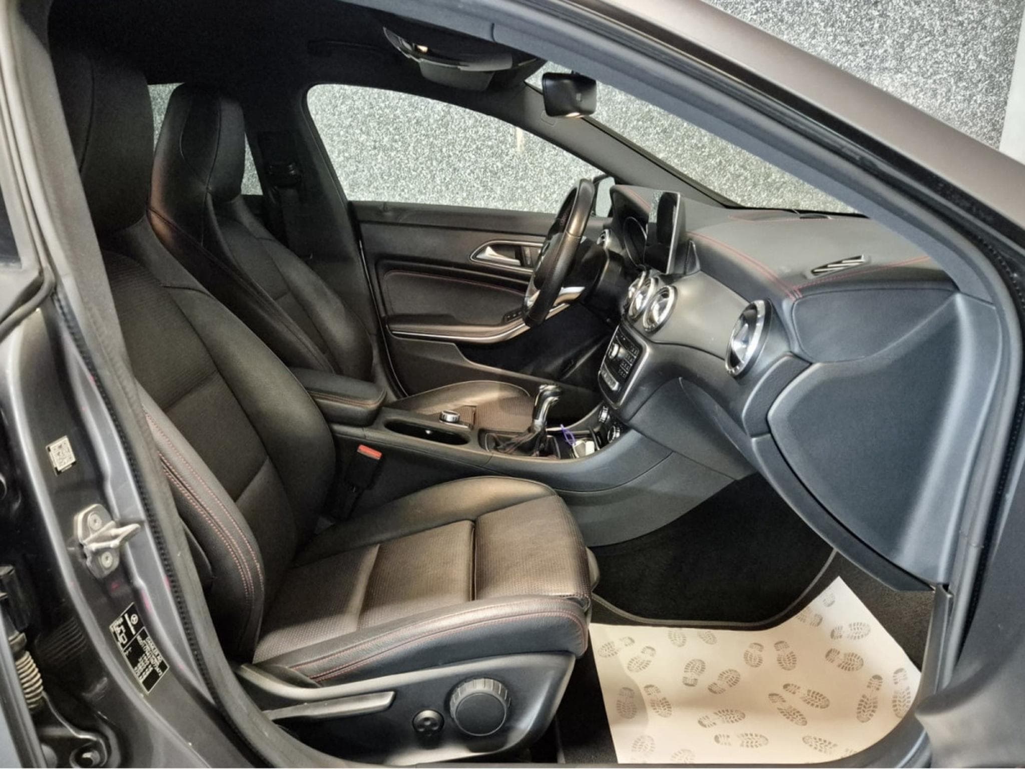 Mercedes CLA 200 Shooting Brake AMG LINE HARMAN KARDON CUIR NAVI (2019) - Photo 4