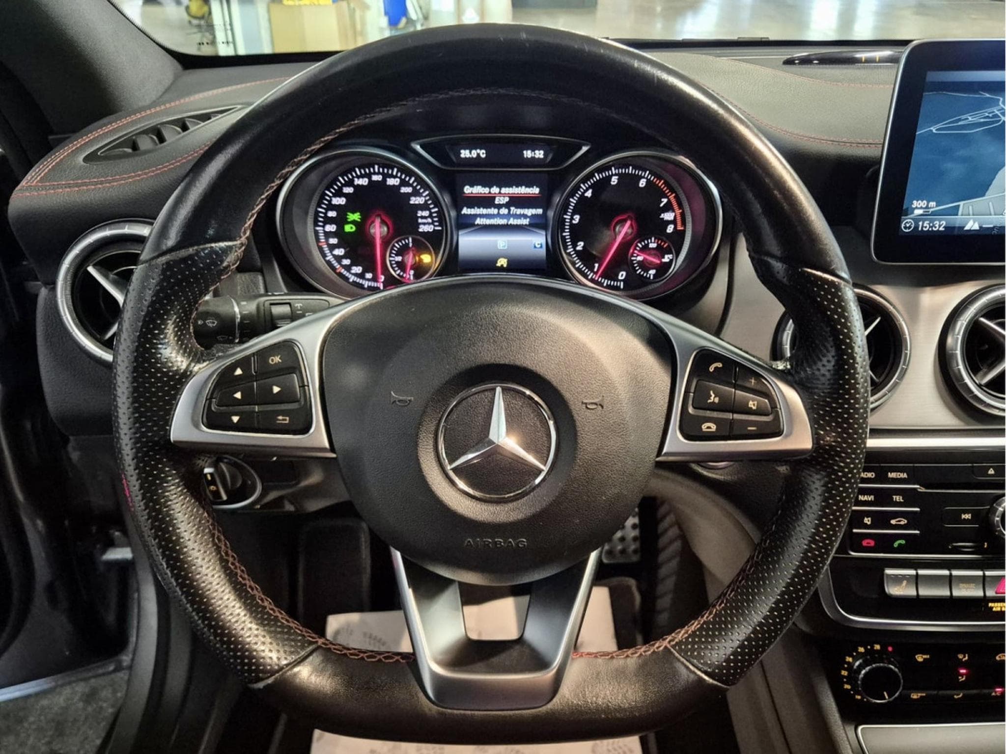 Mercedes CLA 200 Shooting Brake AMG LINE HARMAN KARDON CUIR NAVI (2019) - Photo 7