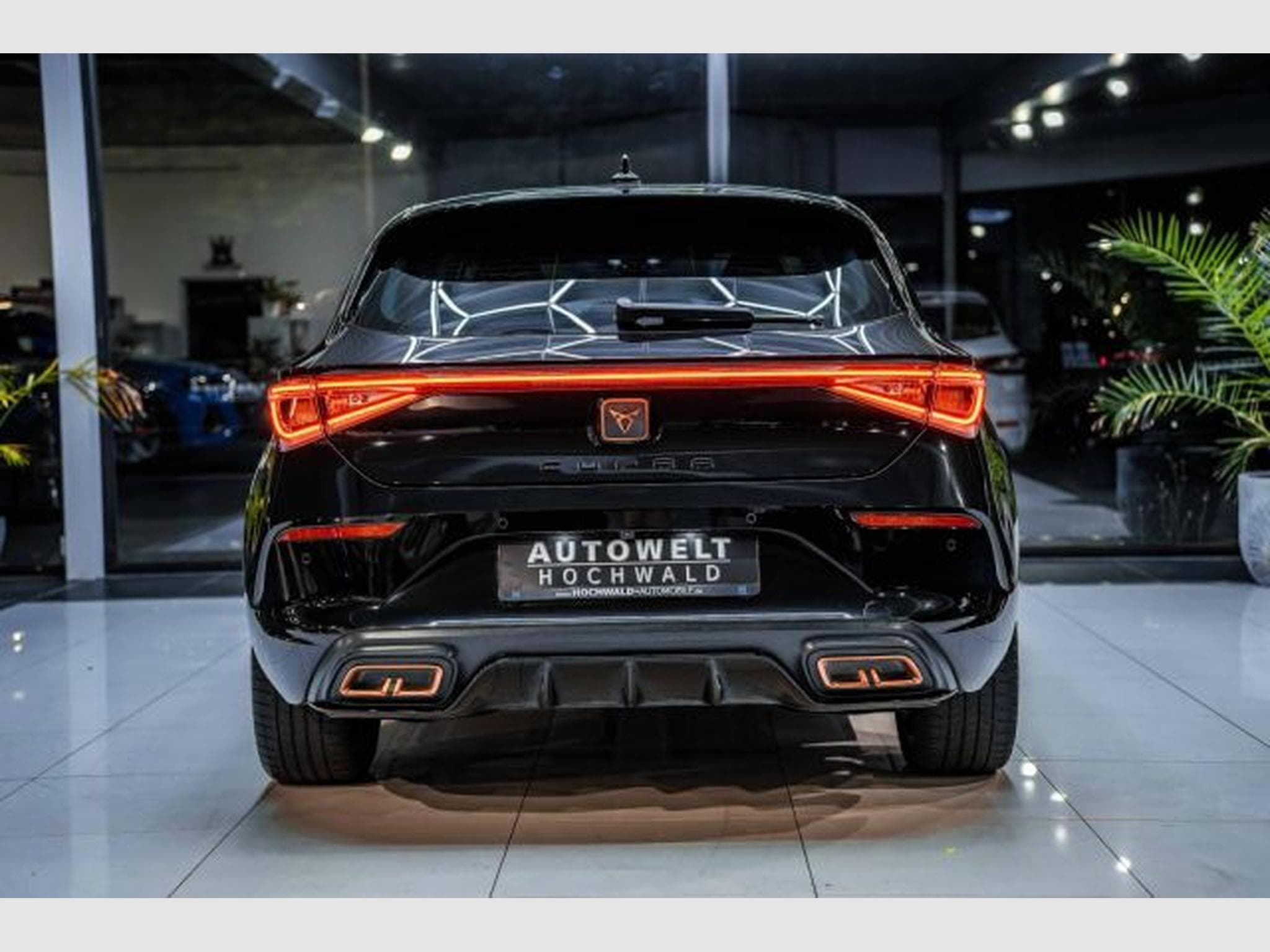 Cupra Leon Leon 1.4 e-Hybrid DSG NAVI LED Visio+ Full Link (2022) - Photo 12