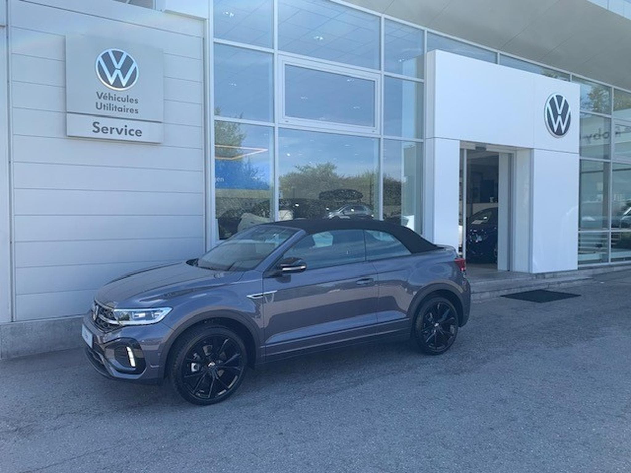 VW T-Roc CABRIO R-LINE BLACK STYLE 1.5TSI 150CV DSG7 (2026) - Photo 2