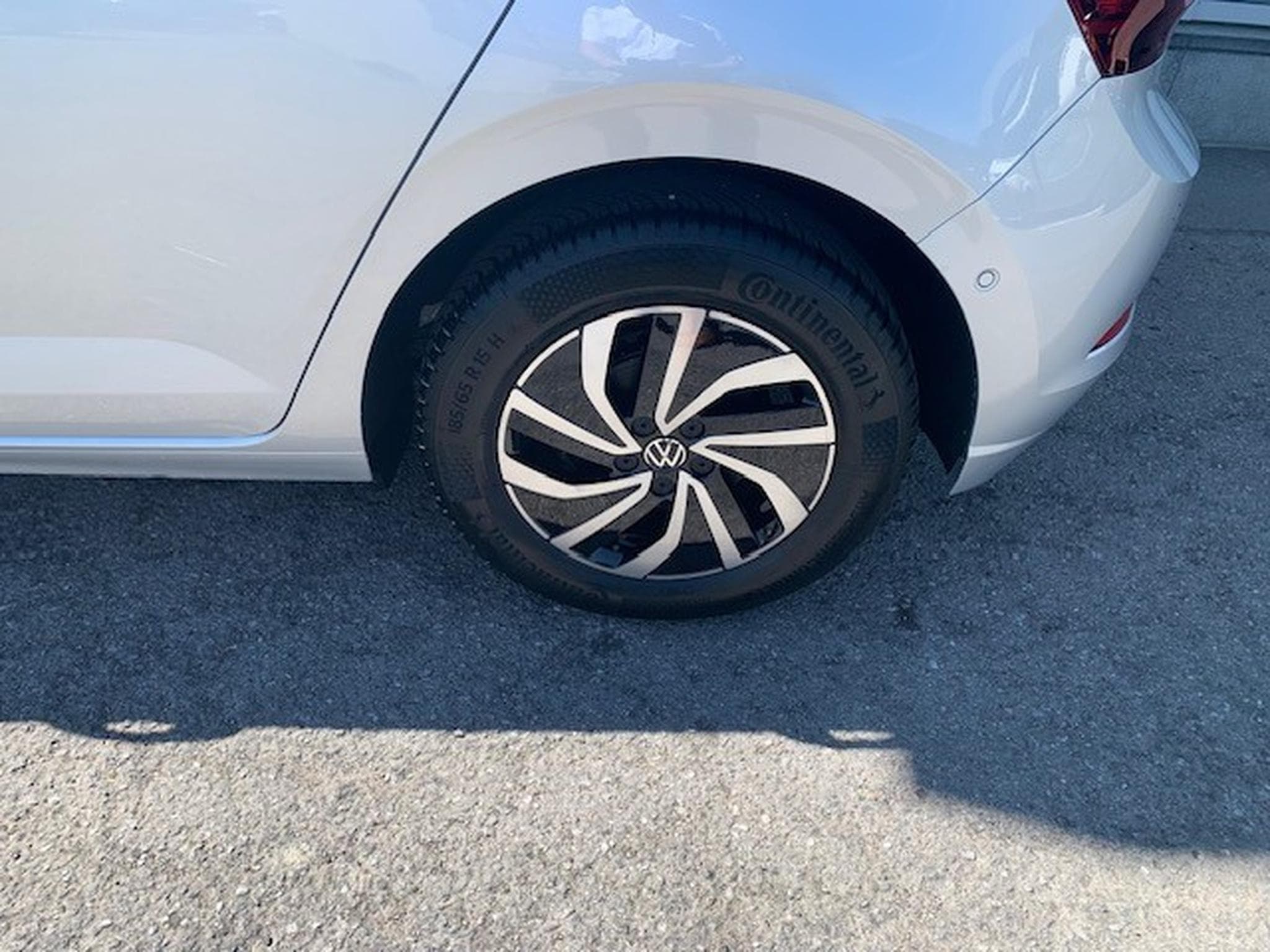 VW Polo LIFE 1.0TSI 95CV DSG7 (2026) - Photo 4