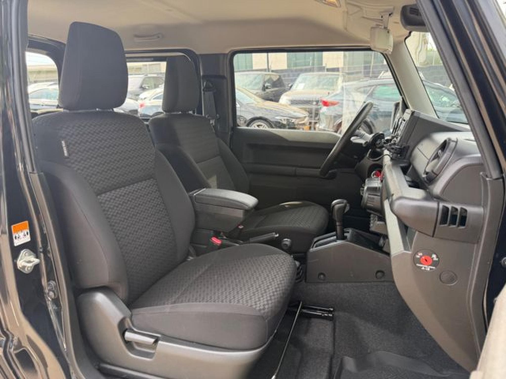 Suzuki Jimny JIMNY ALLGRIP *AUT*1.HAND*KLIMA*4-SITZER*AHK*SHZ (2019) - Photo 14