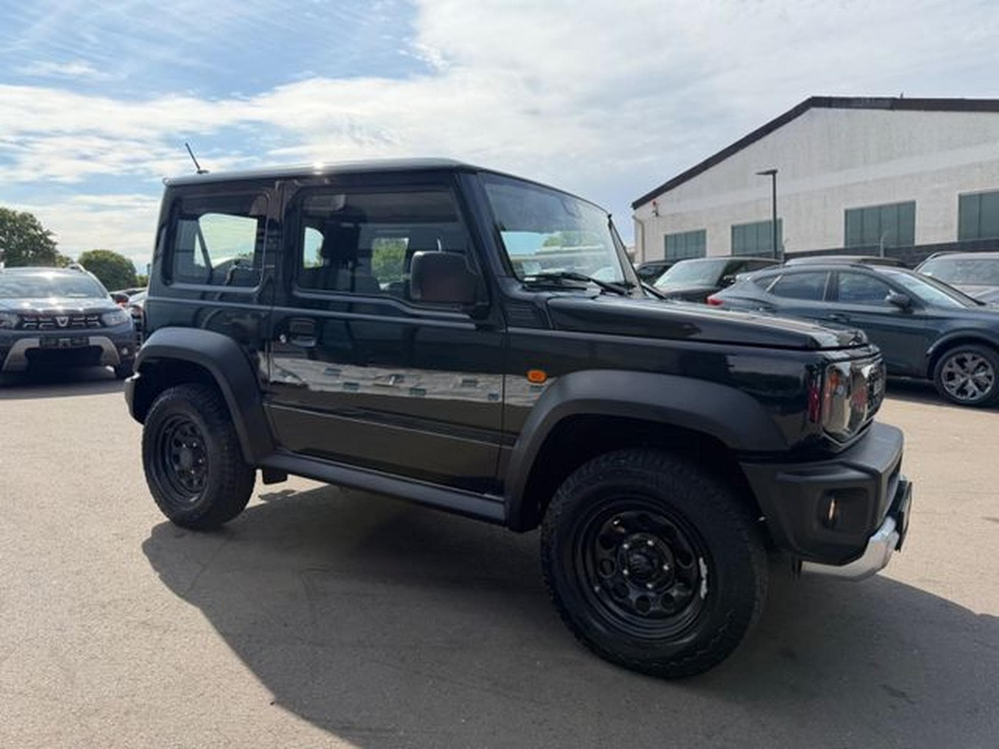 Suzuki Jimny JIMNY ALLGRIP *AUT*1.HAND*KLIMA*4-SITZER*AHK*SHZ (2019) - Photo 5
